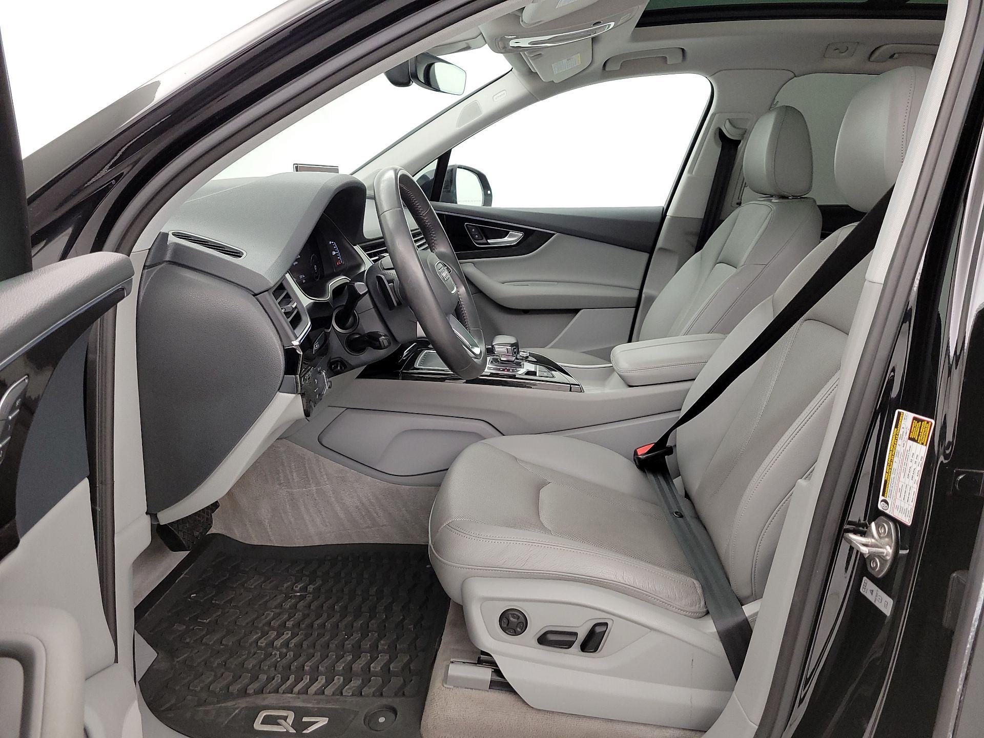 Thumbnail: 2019 Audi Q7 - 11