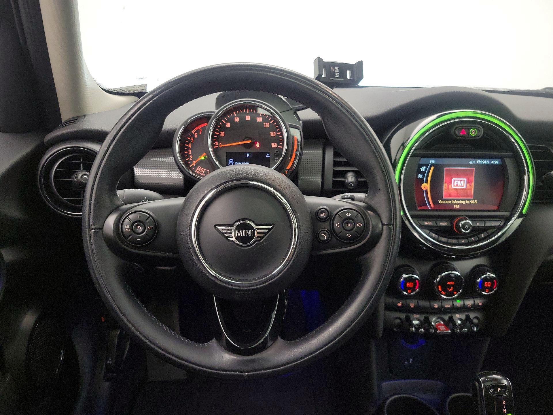 Thumbnail: 2020 MINI Cooper Hardtop - 10