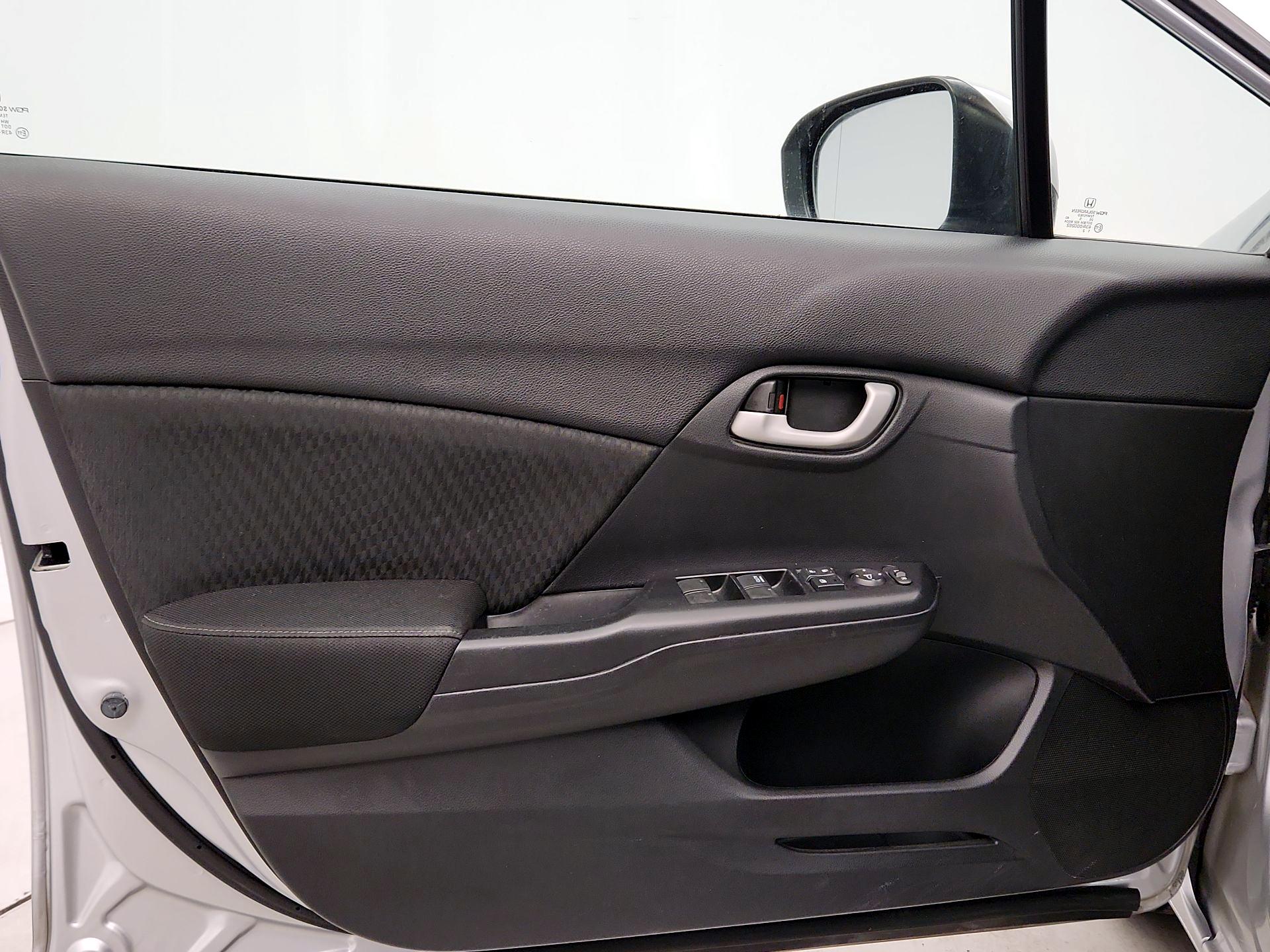 Thumbnail: 2015 Honda Civic - 12