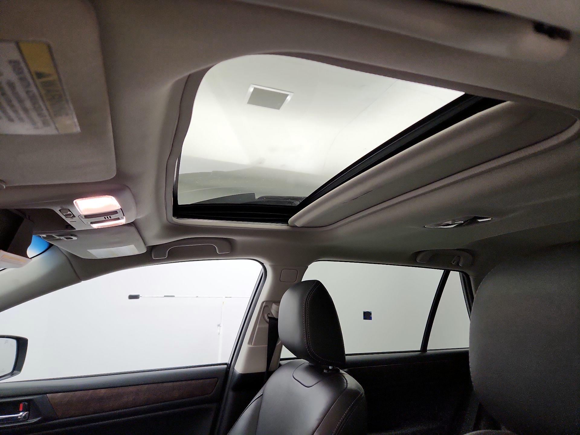 Thumbnail: 2015 Subaru Outback - 19