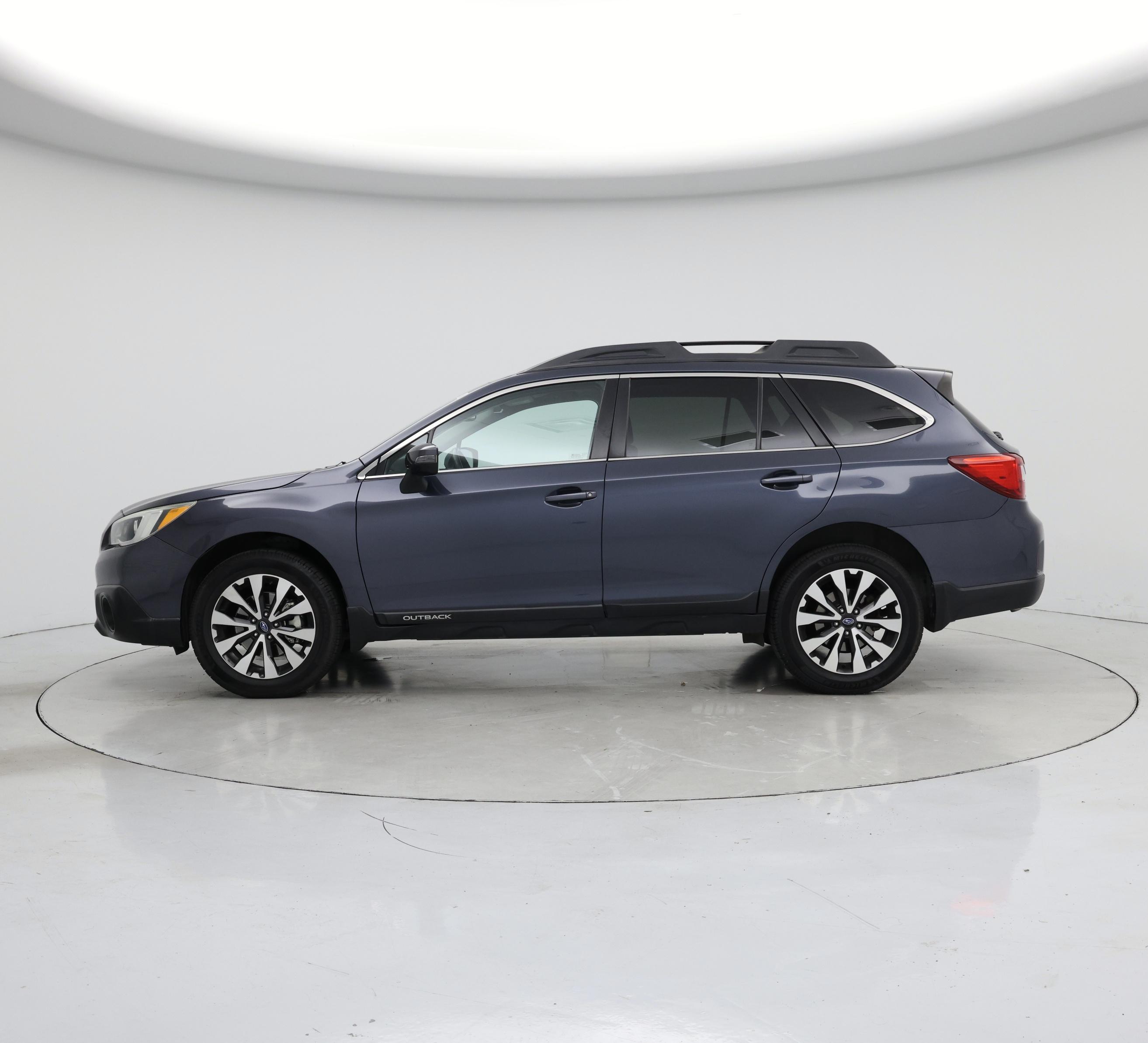 Thumbnail: 2015 Subaru Outback - 3