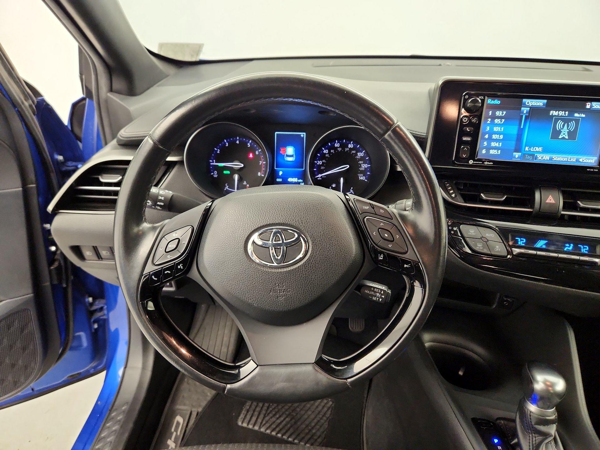 Thumbnail: 2018 Toyota C-HR - 10