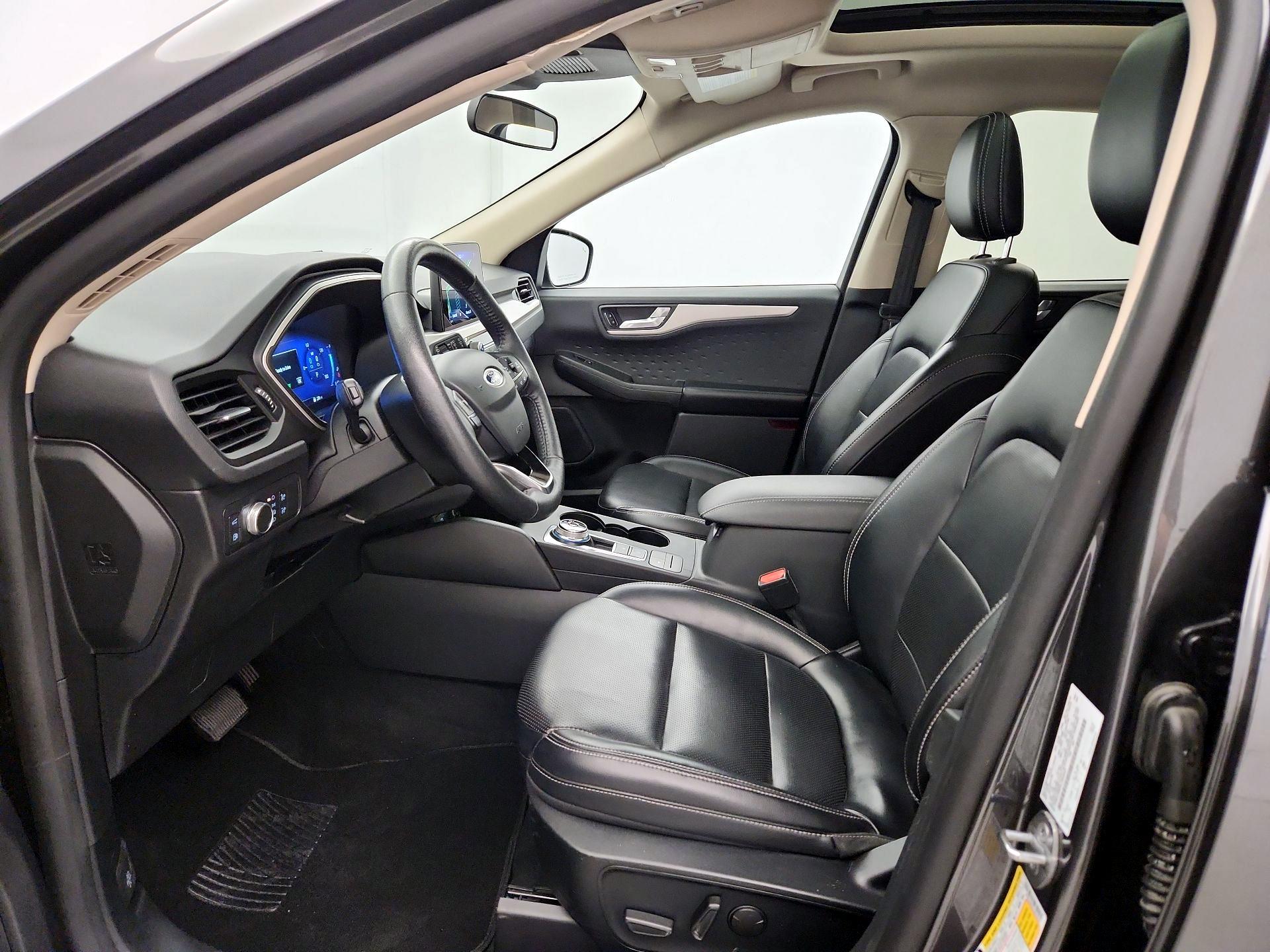 Thumbnail: 2020 Ford Escape - 11