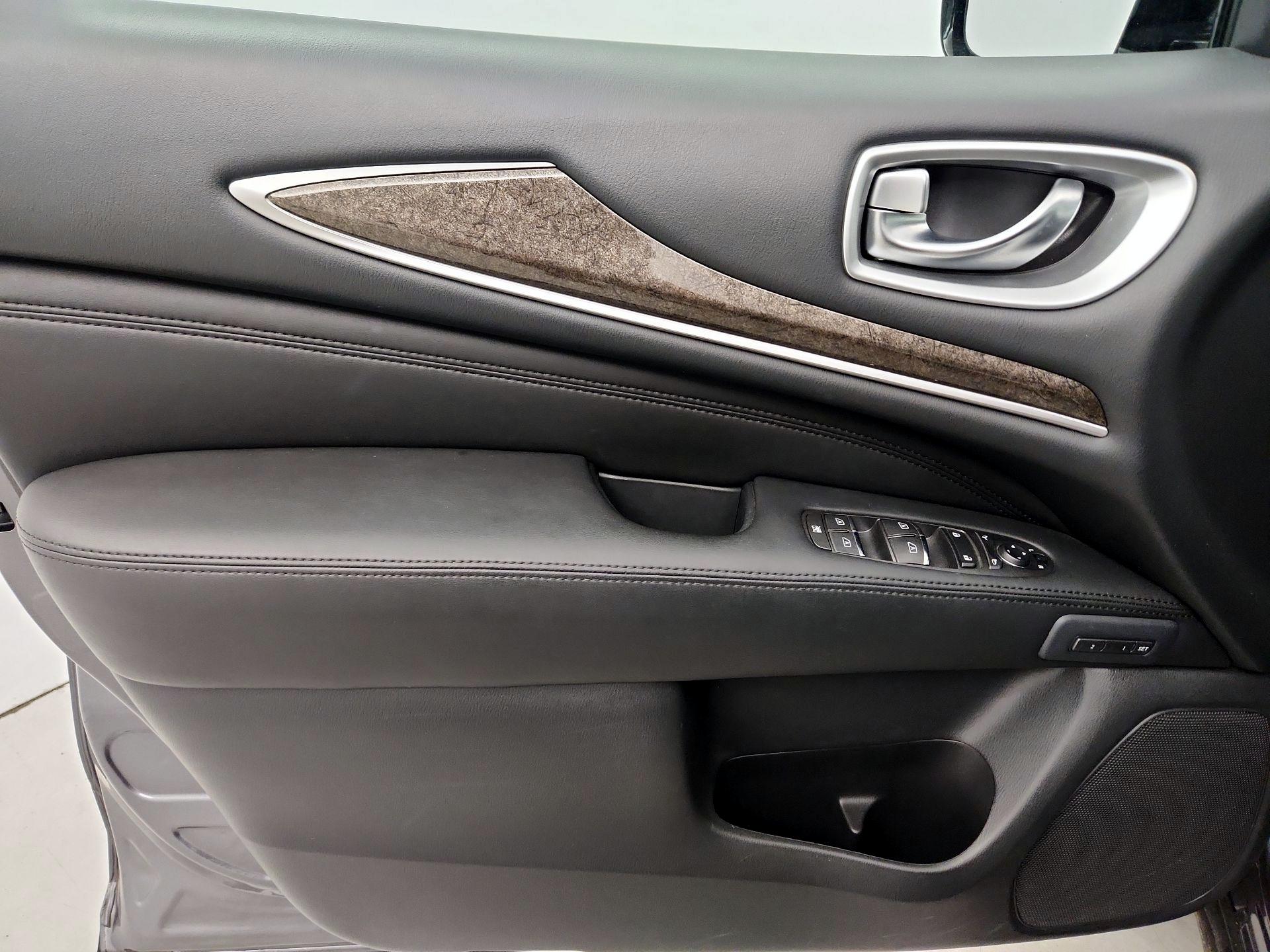 Thumbnail: 2015 INFINITI QX60 - 12