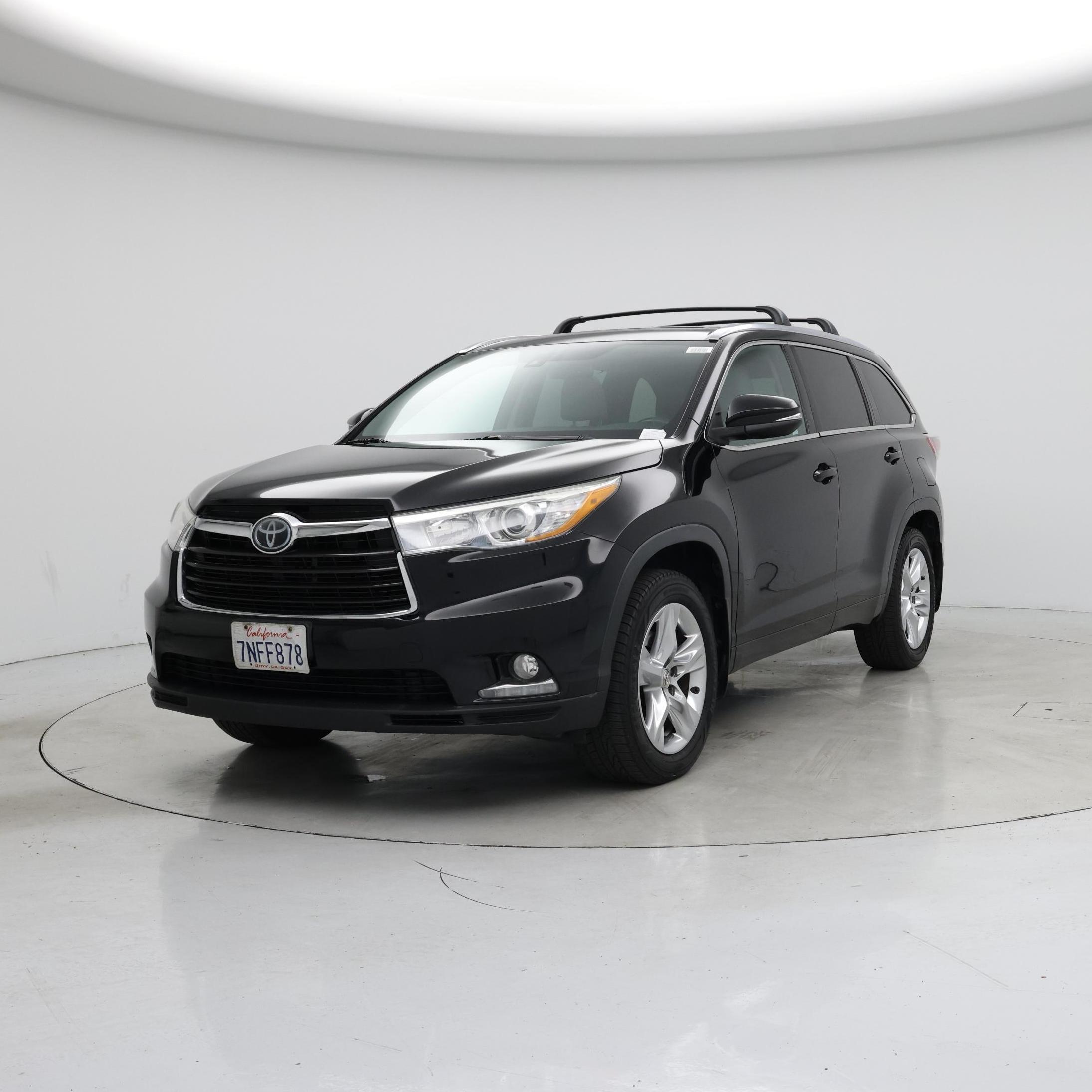 Thumbnail: 2015 Toyota Highlander - 4