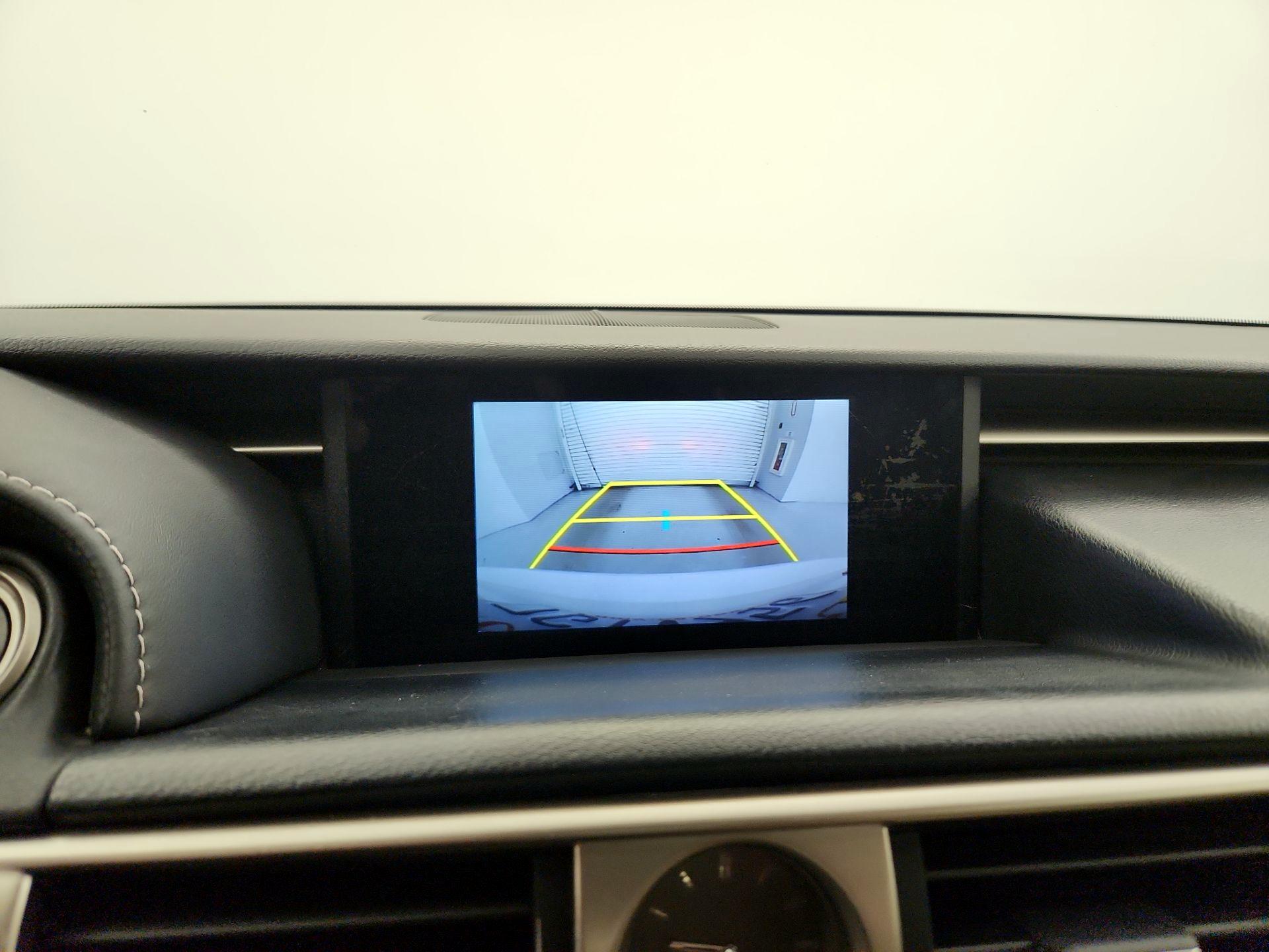 Thumbnail: 2015 Lexus IS - 14