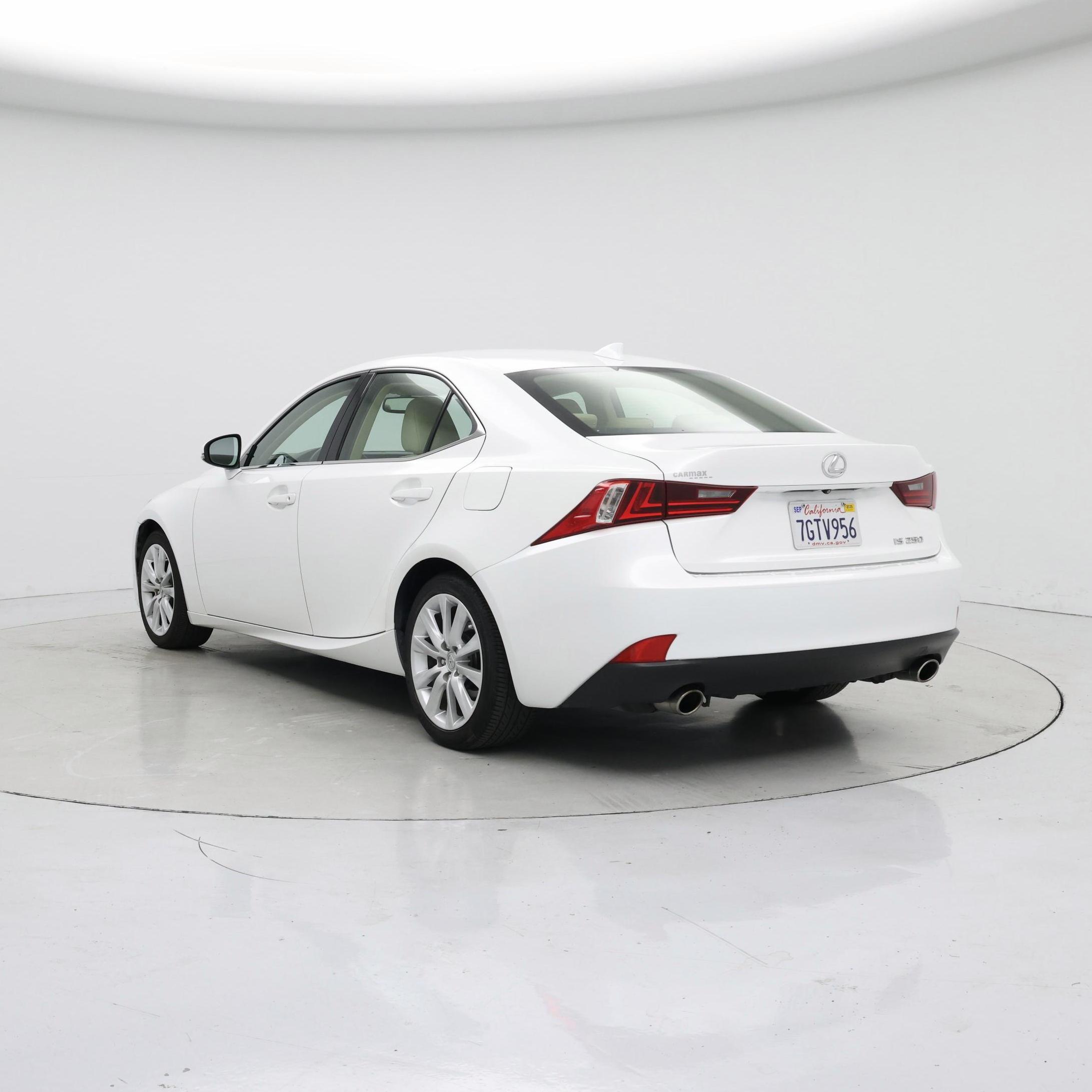 Thumbnail: 2015 Lexus IS - 2
