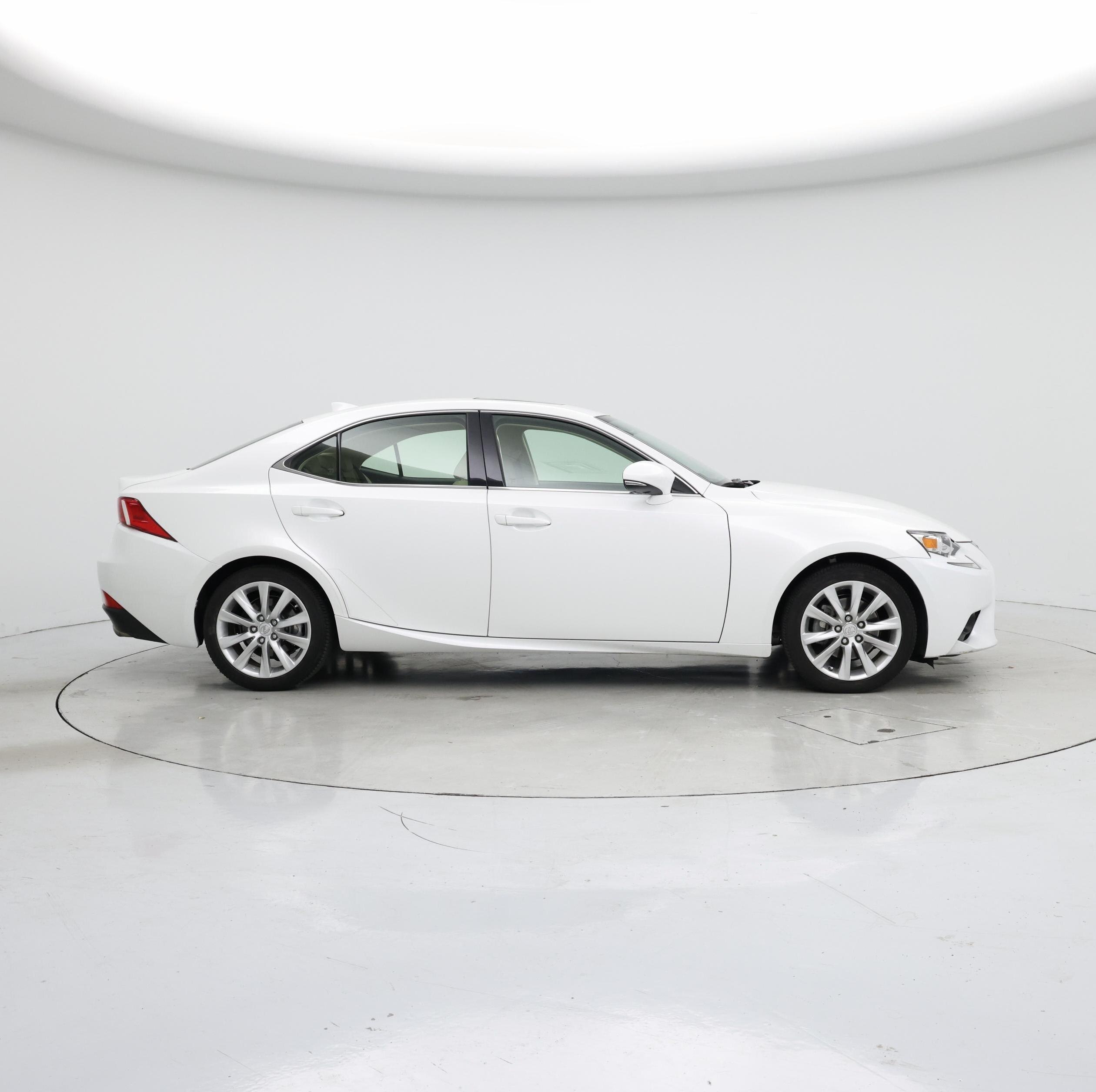 Thumbnail: 2015 Lexus IS - 7