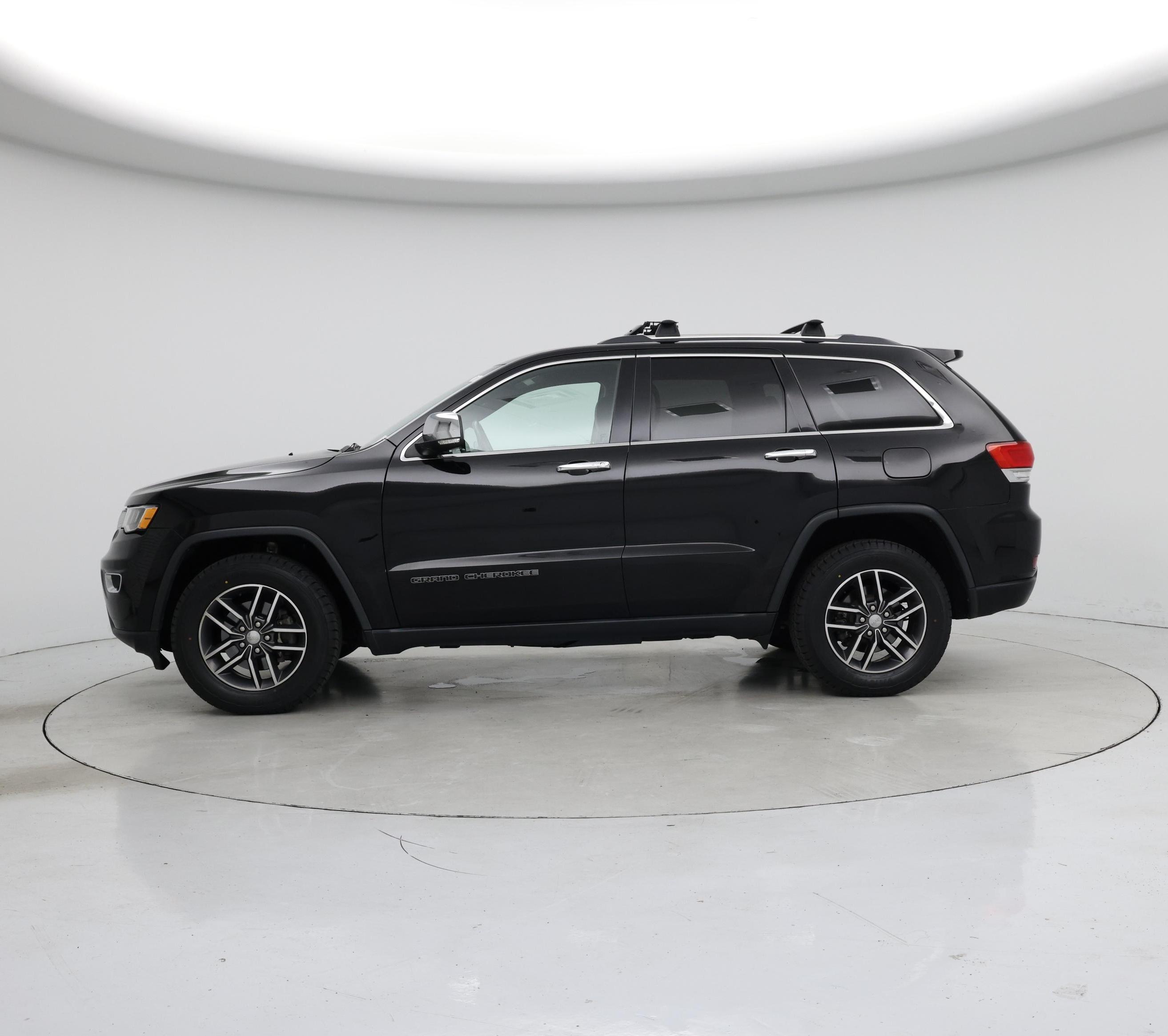 Thumbnail: 2018 Jeep Grand Cherokee - 3