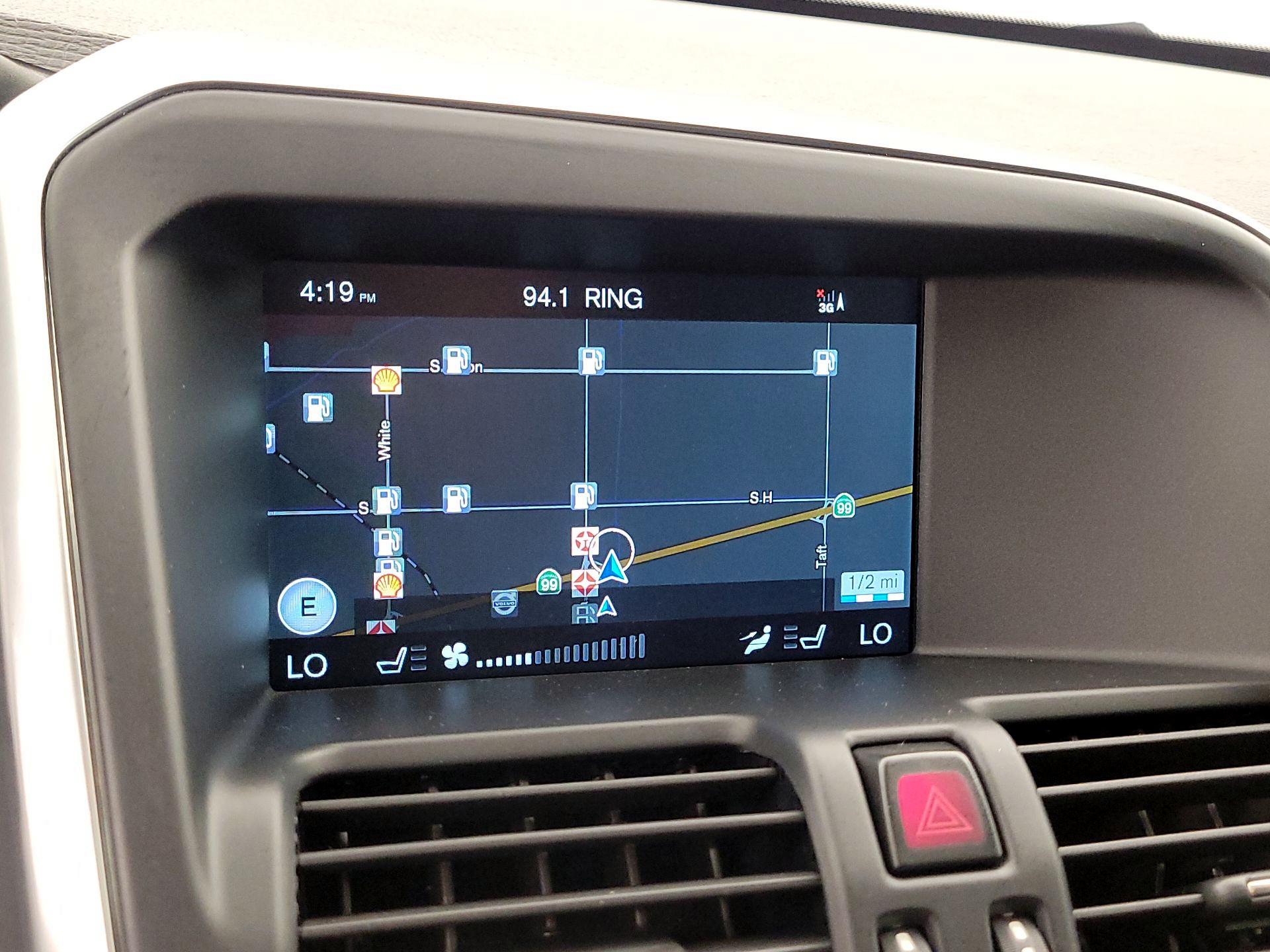 Thumbnail: 2015 Volvo XC60 - 14