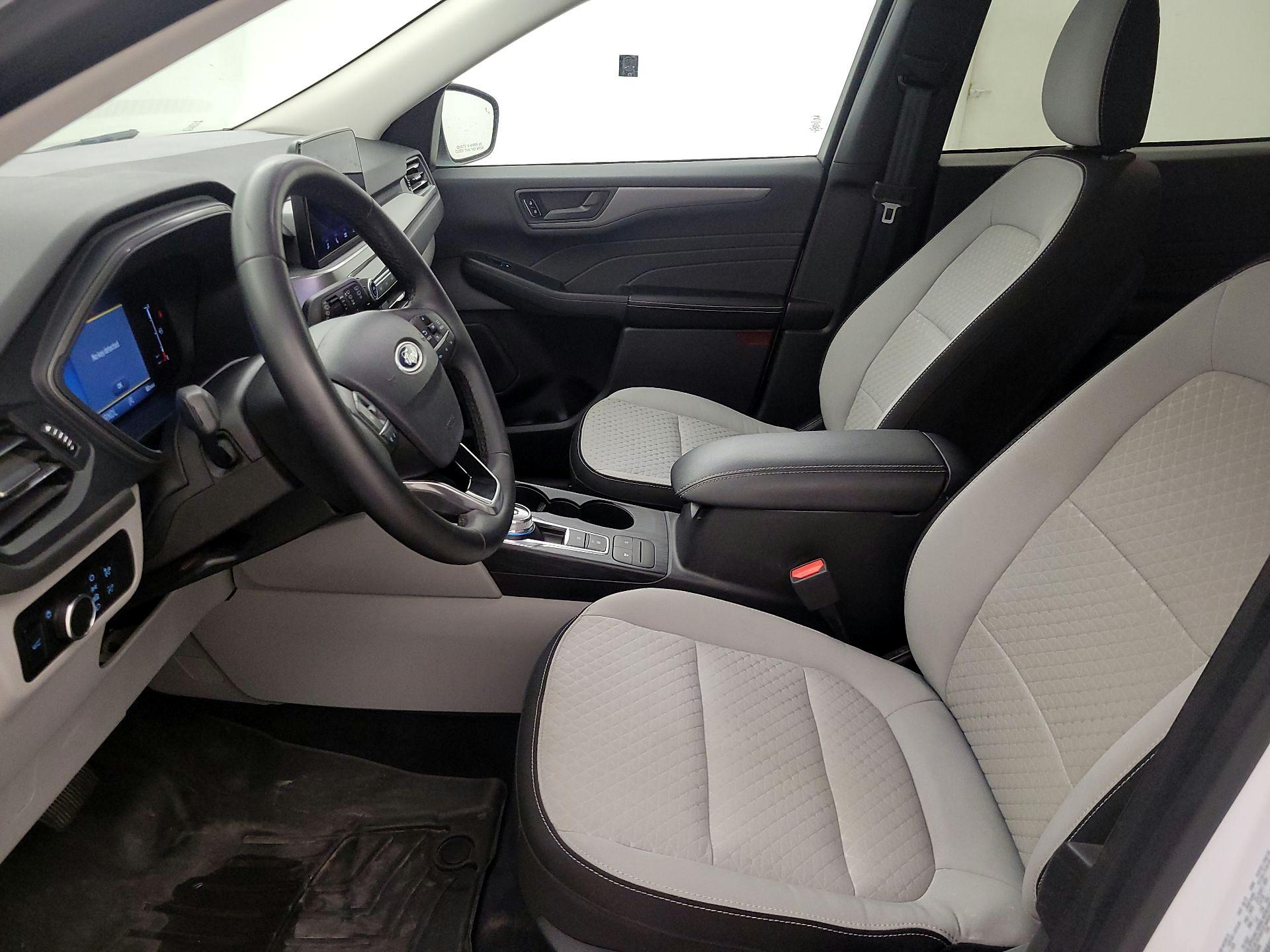 Thumbnail: 2023 Ford Escape - 11