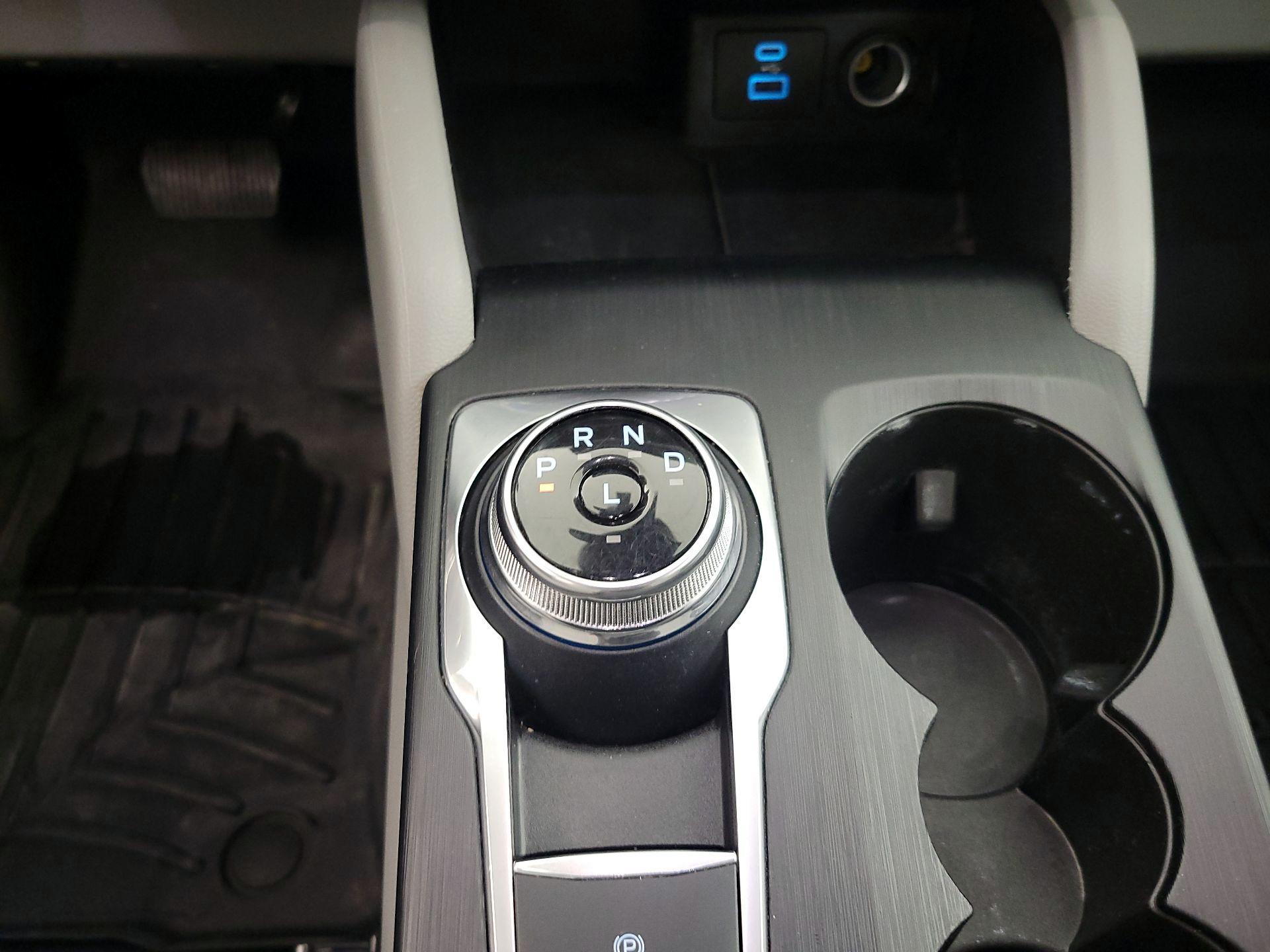 Thumbnail: 2023 Ford Escape - 17