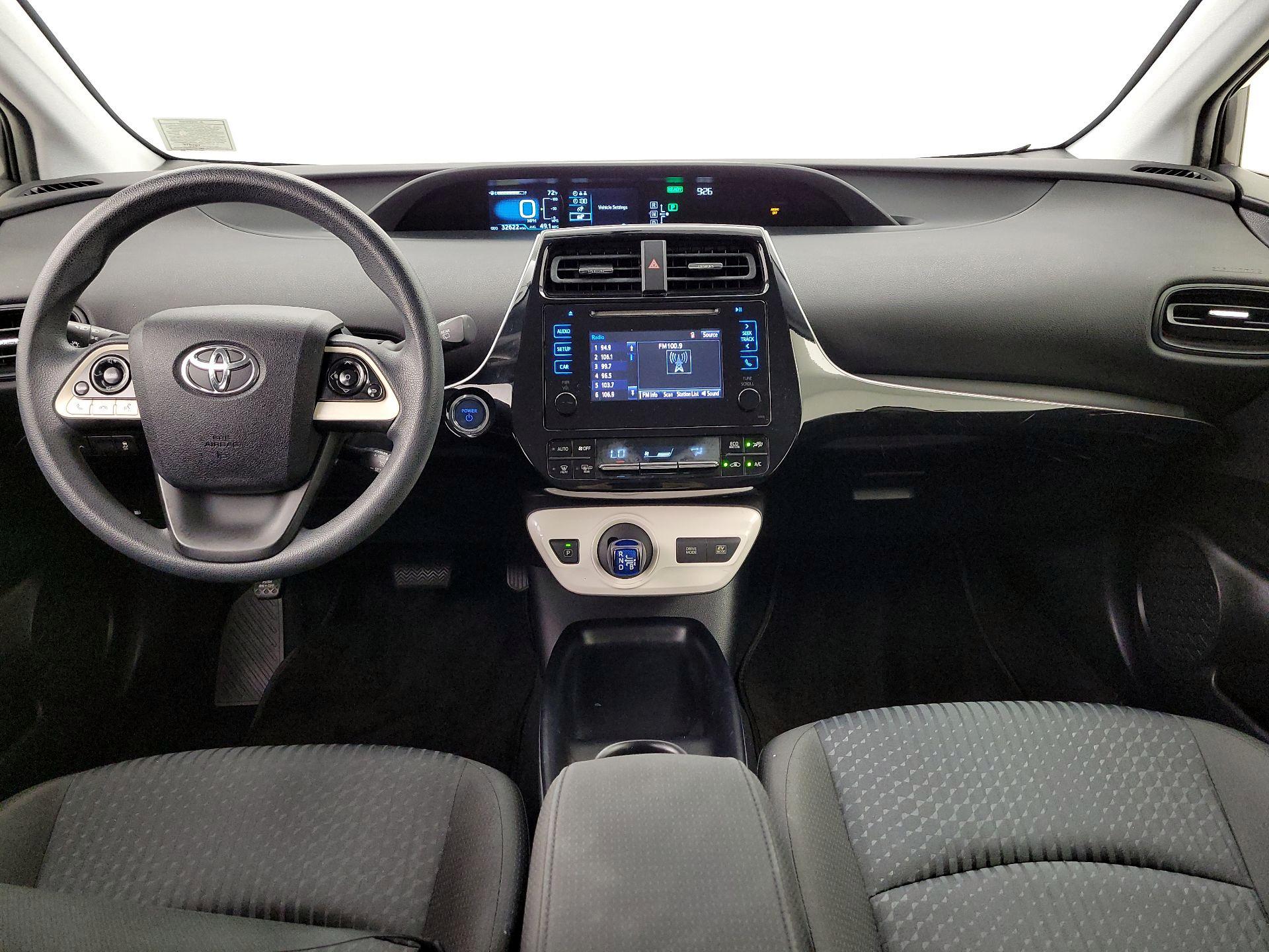 Thumbnail: 2016 Toyota Prius - 9