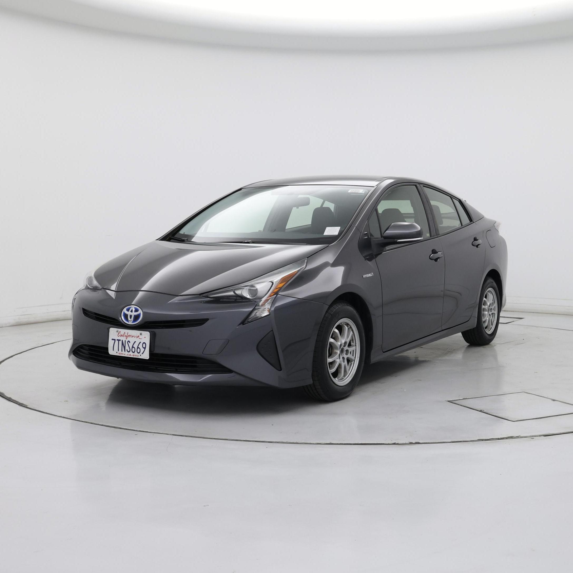 Thumbnail: 2016 Toyota Prius - 4