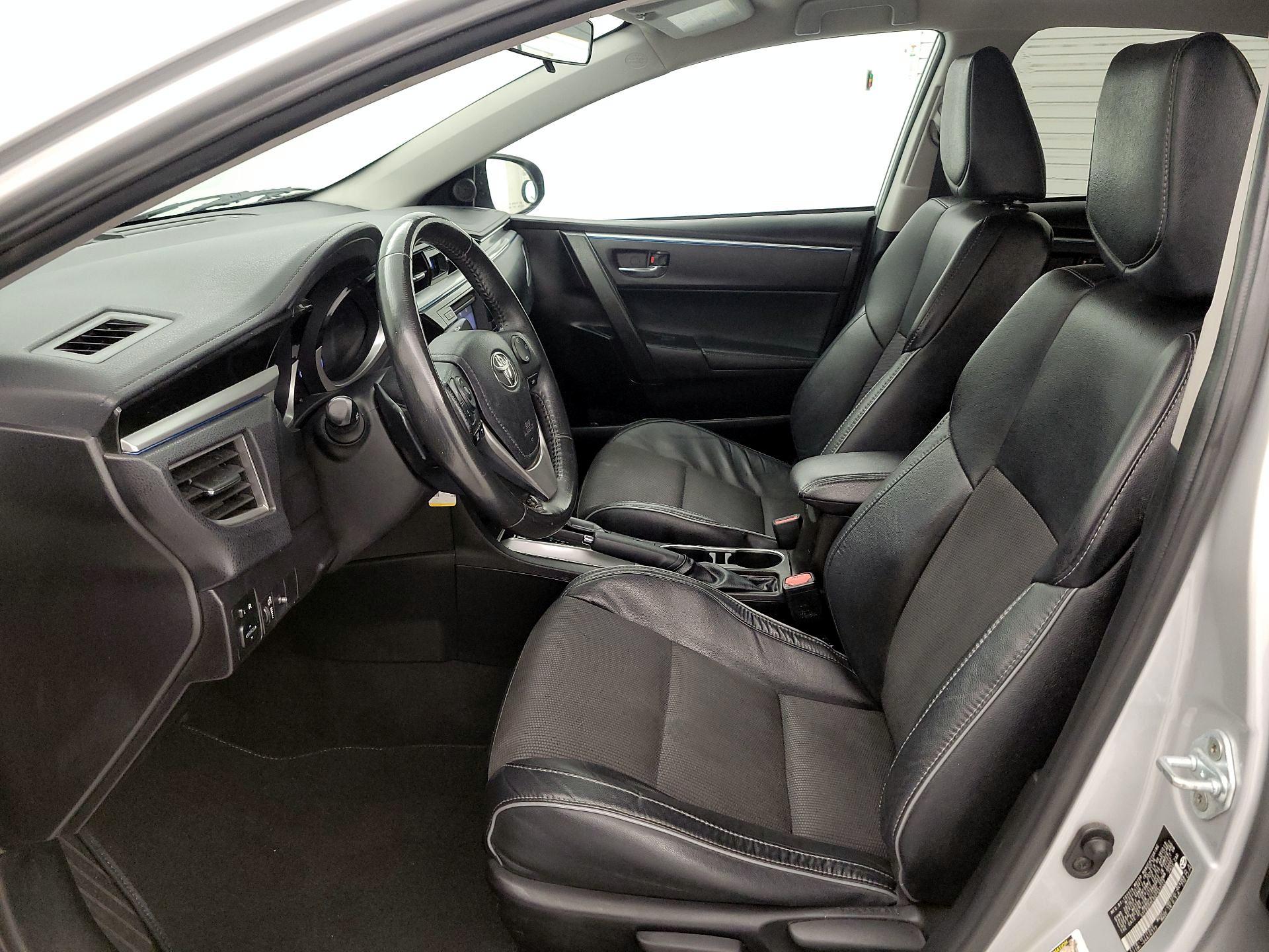Thumbnail: 2016 Toyota Corolla - 11