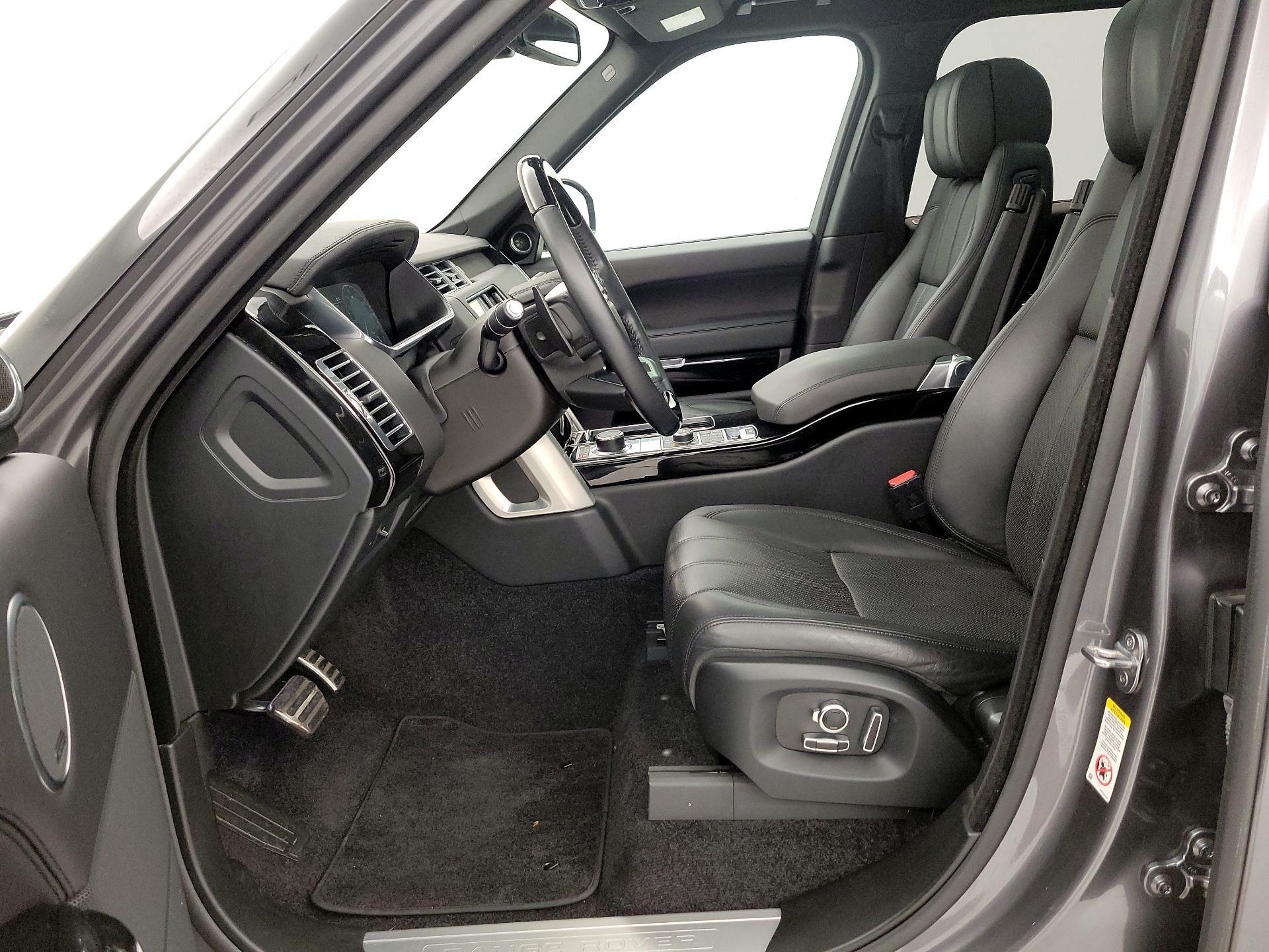 Thumbnail: 2016 Land Rover Range Rover - 11