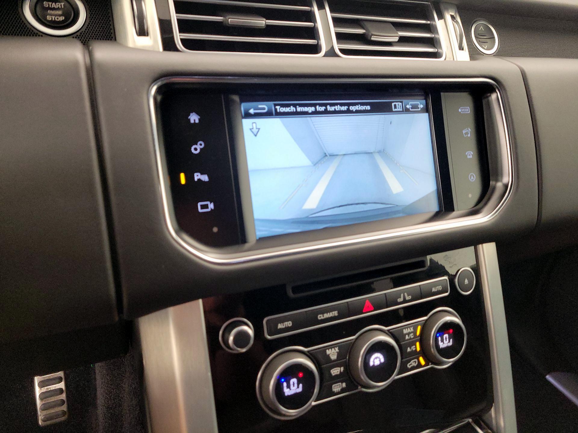Thumbnail: 2016 Land Rover Range Rover - 15