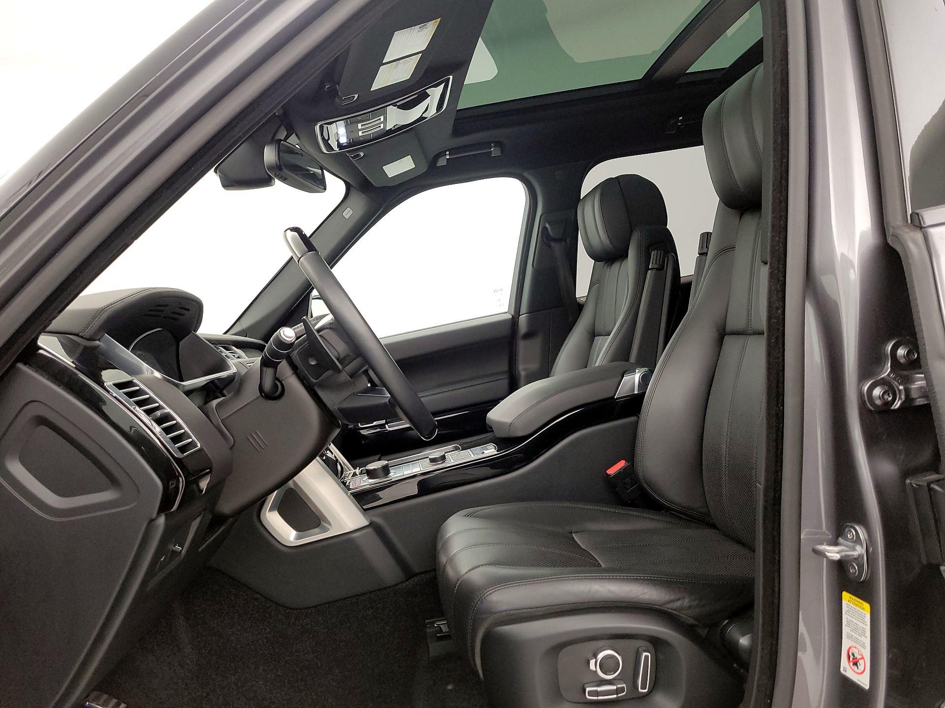 Thumbnail: 2016 Land Rover Range Rover - 20