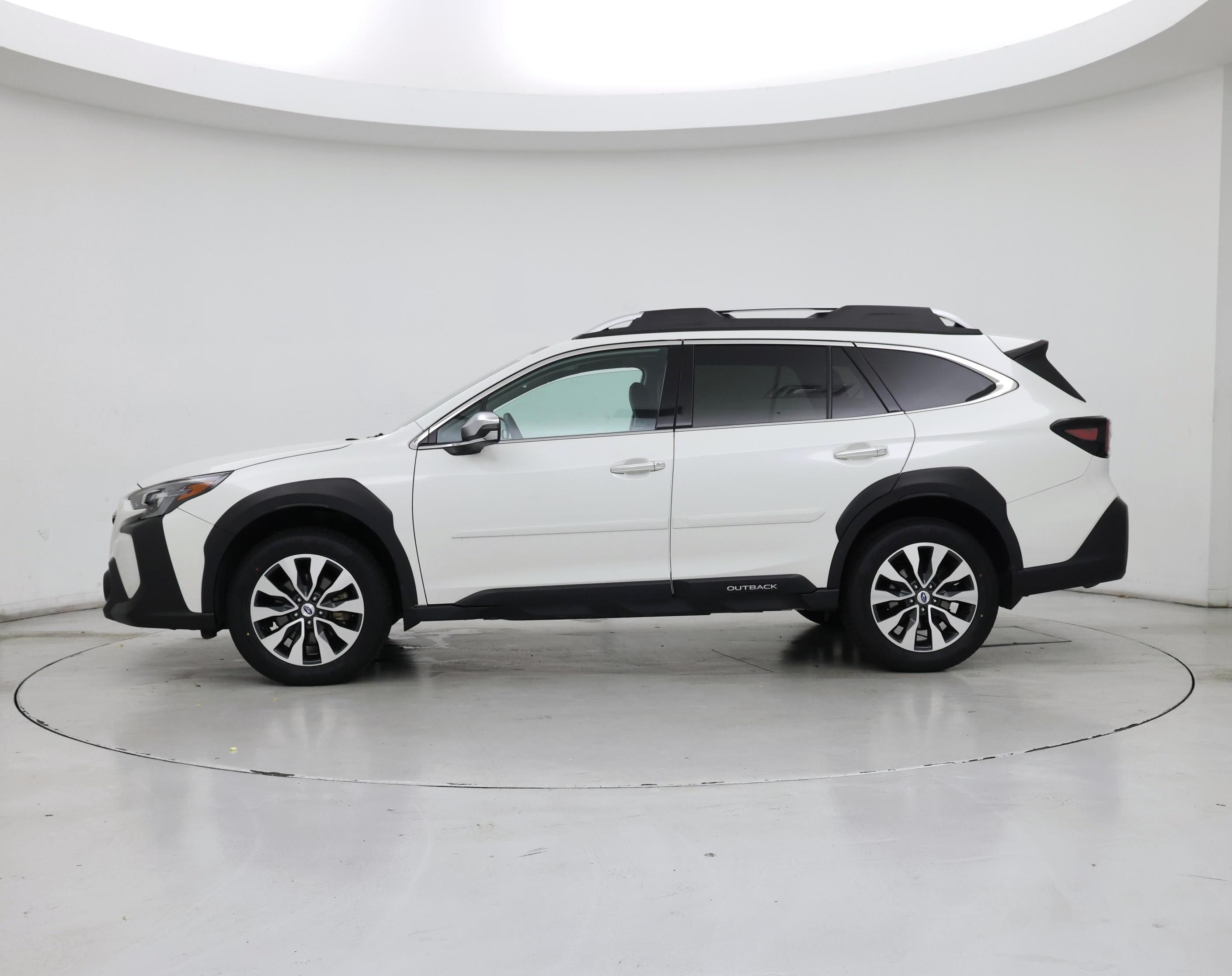 Thumbnail: 2023 Subaru Outback - 3
