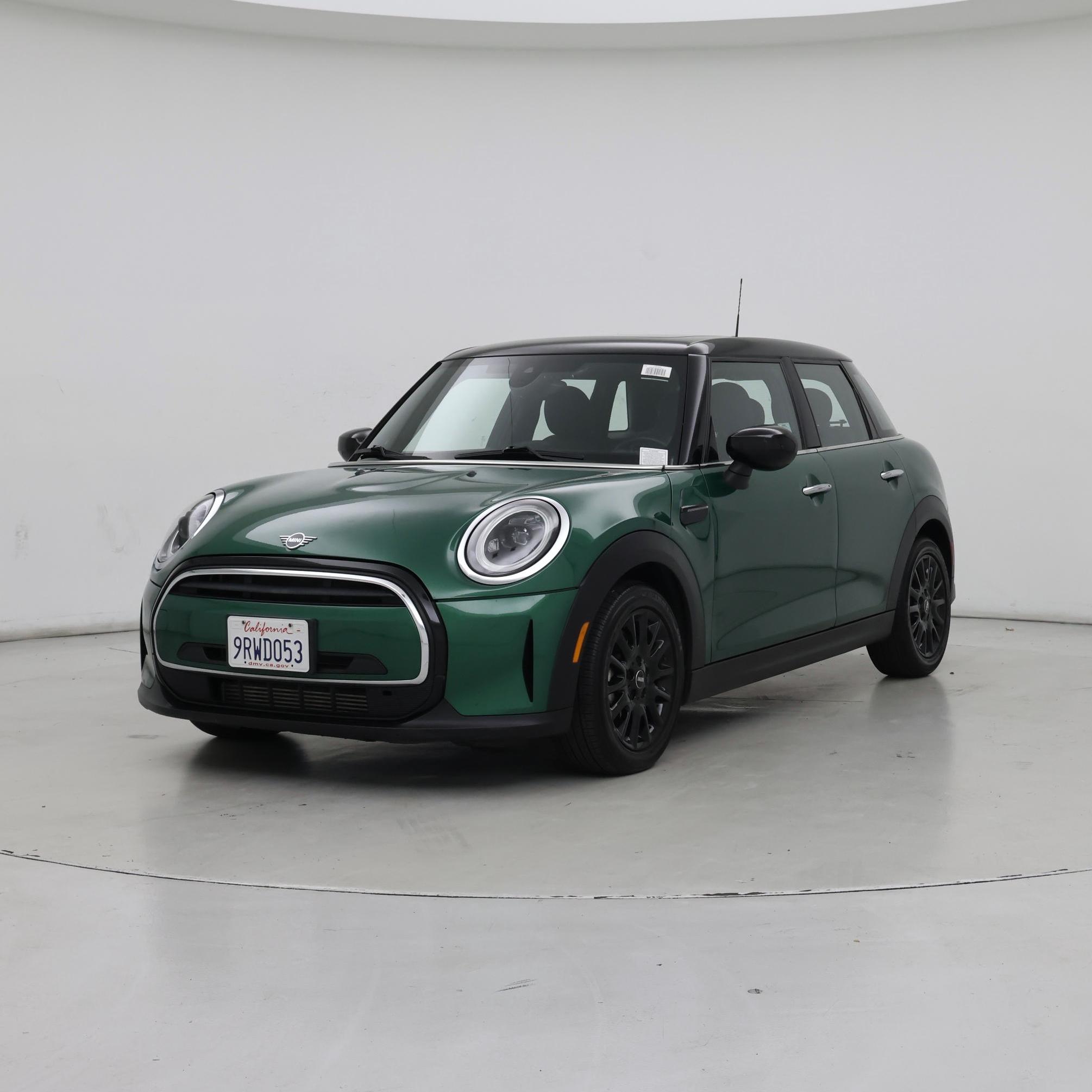 Thumbnail: 2022 MINI Cooper Hardtop - 4