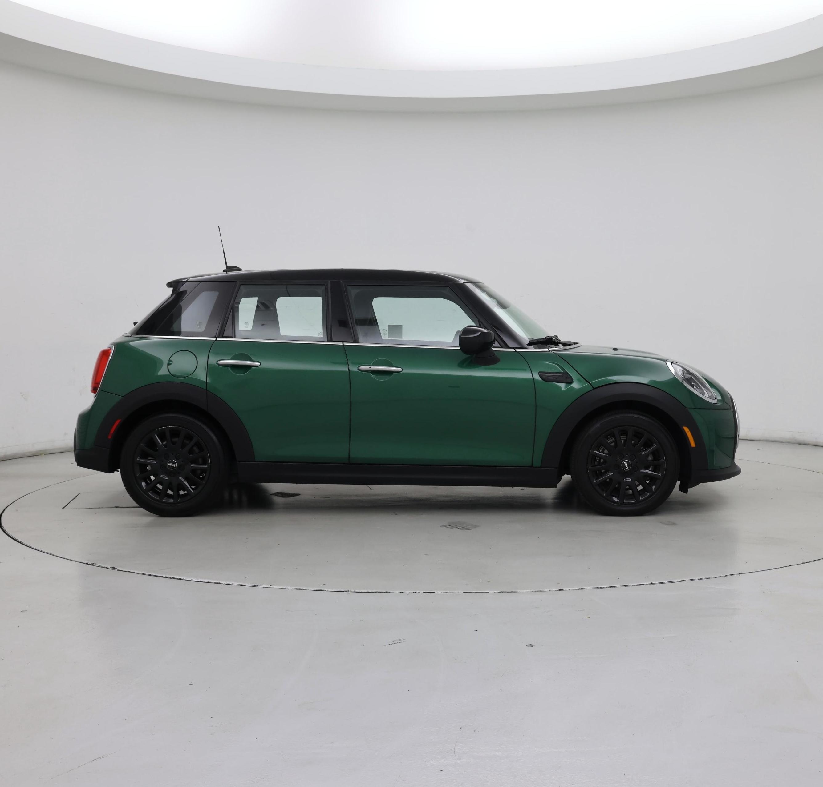 Thumbnail: 2022 MINI Cooper Hardtop - 7