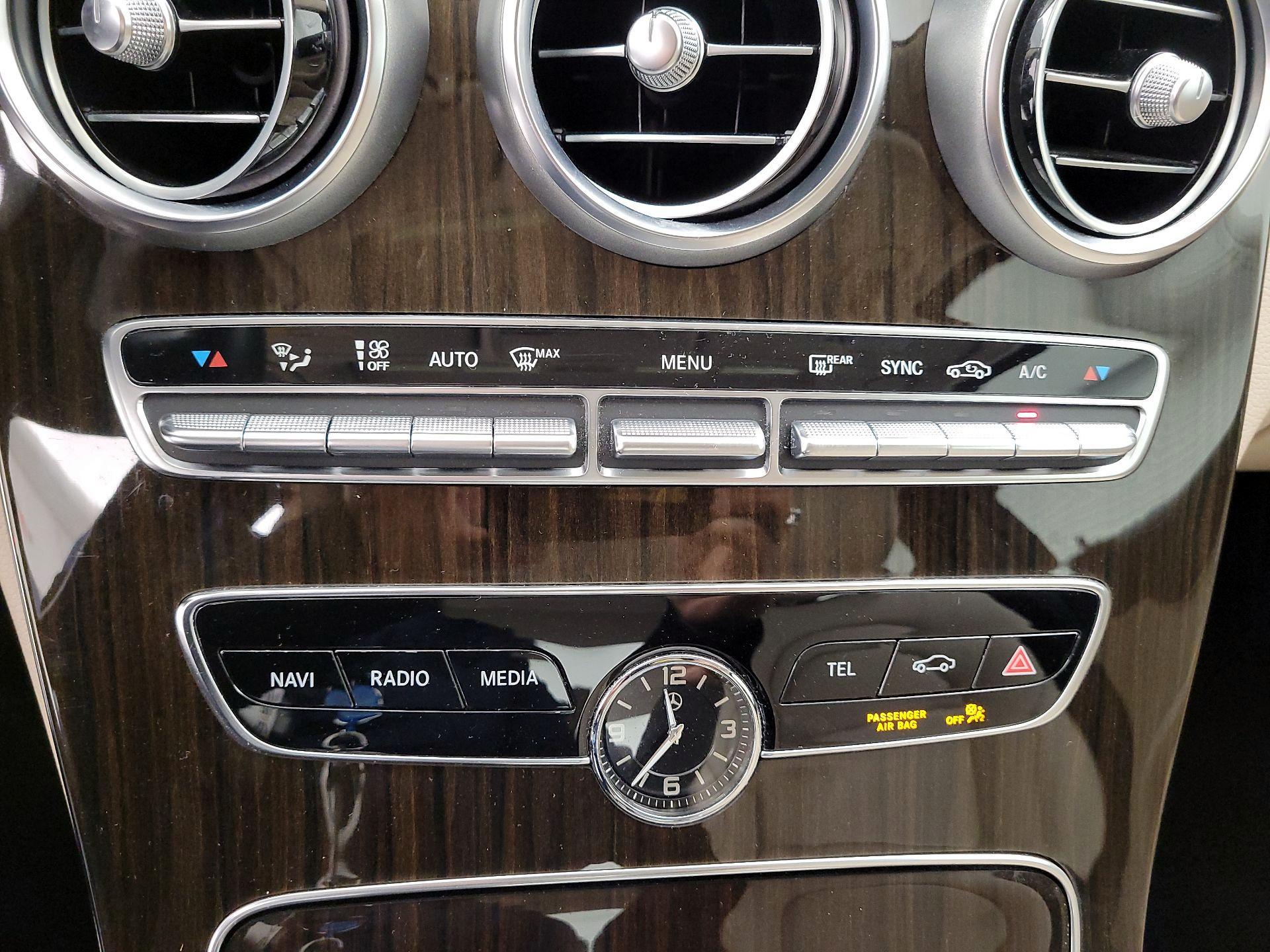 Thumbnail: 2019 Mercedes-Benz C-Class - 16