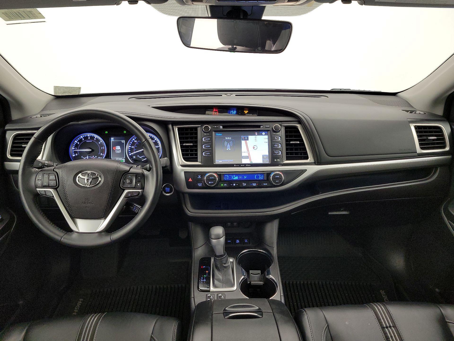 Thumbnail: 2018 Toyota Highlander - 9
