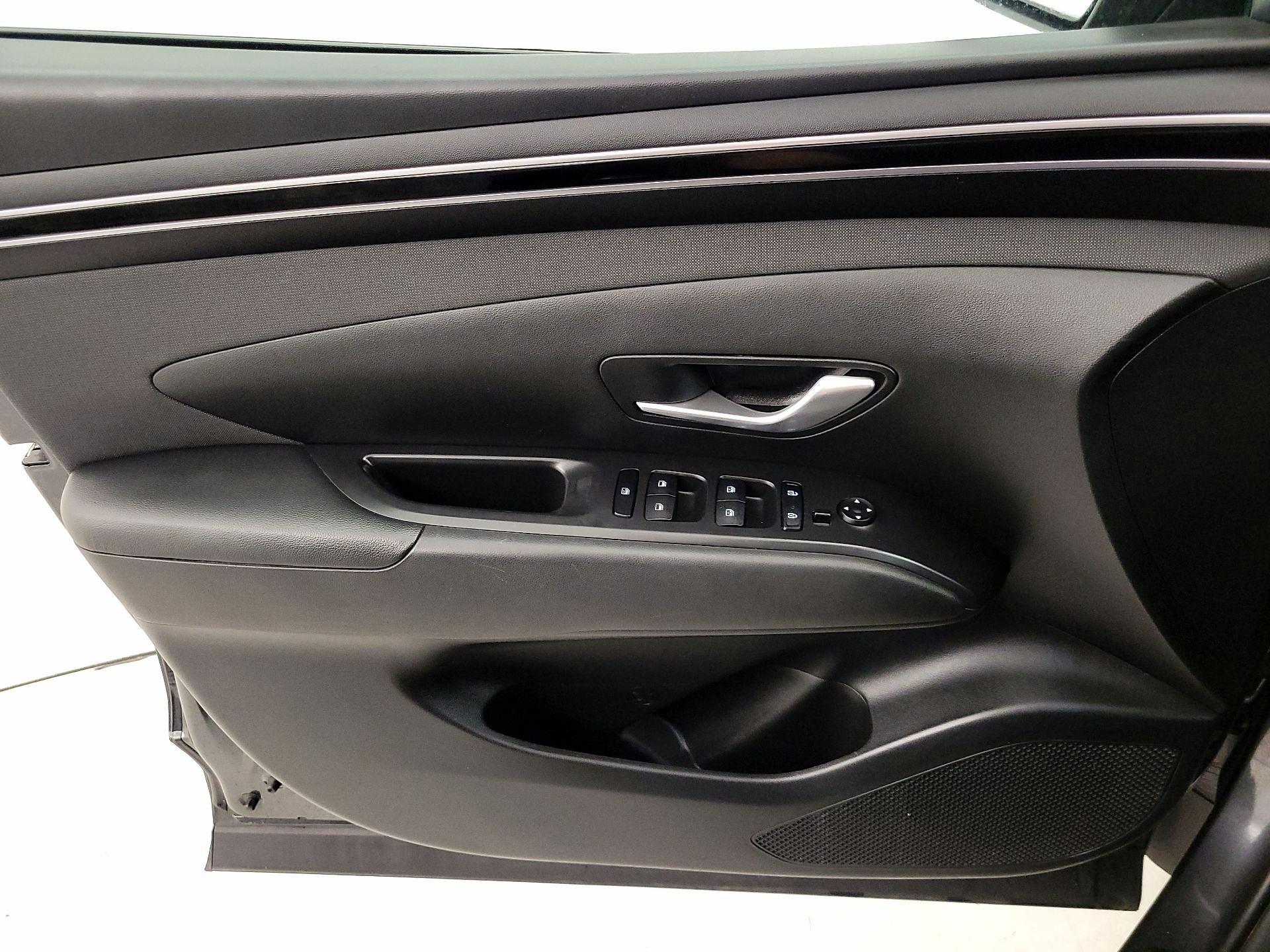 Thumbnail: 2023 Hyundai Tucson - 10
