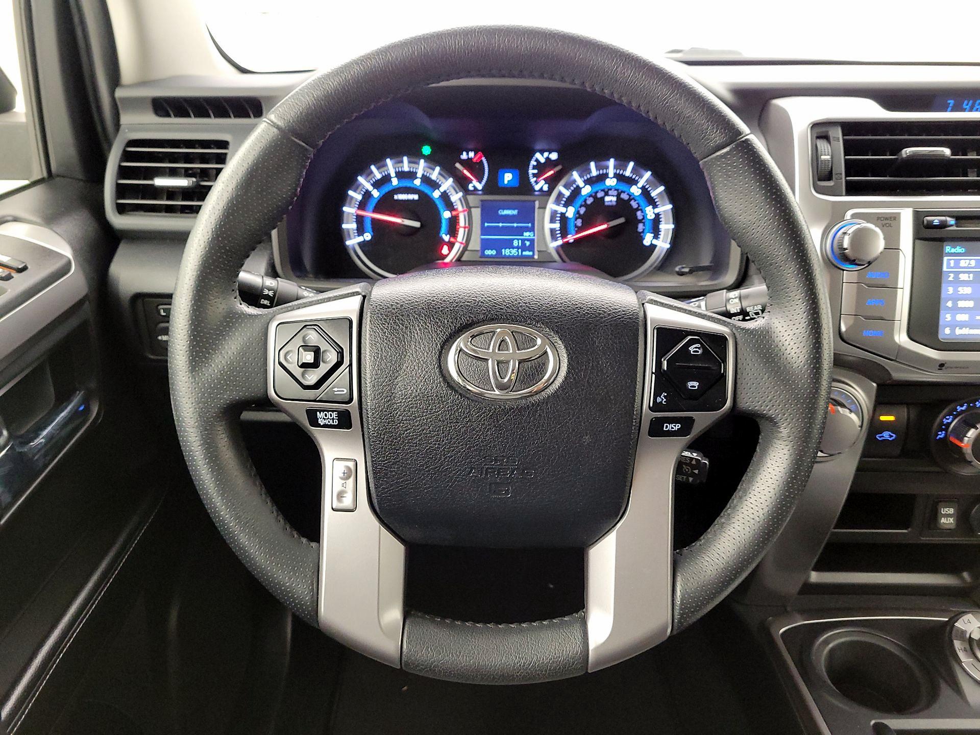 Thumbnail: 2017 Toyota 4Runner - 10