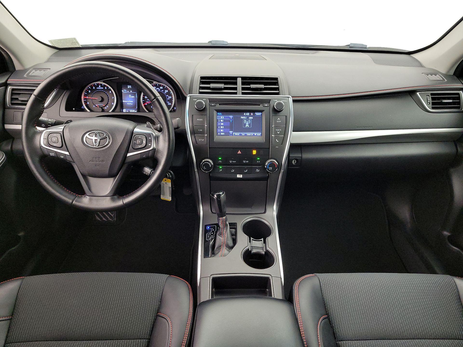 Thumbnail: 2016 Toyota Camry - 9