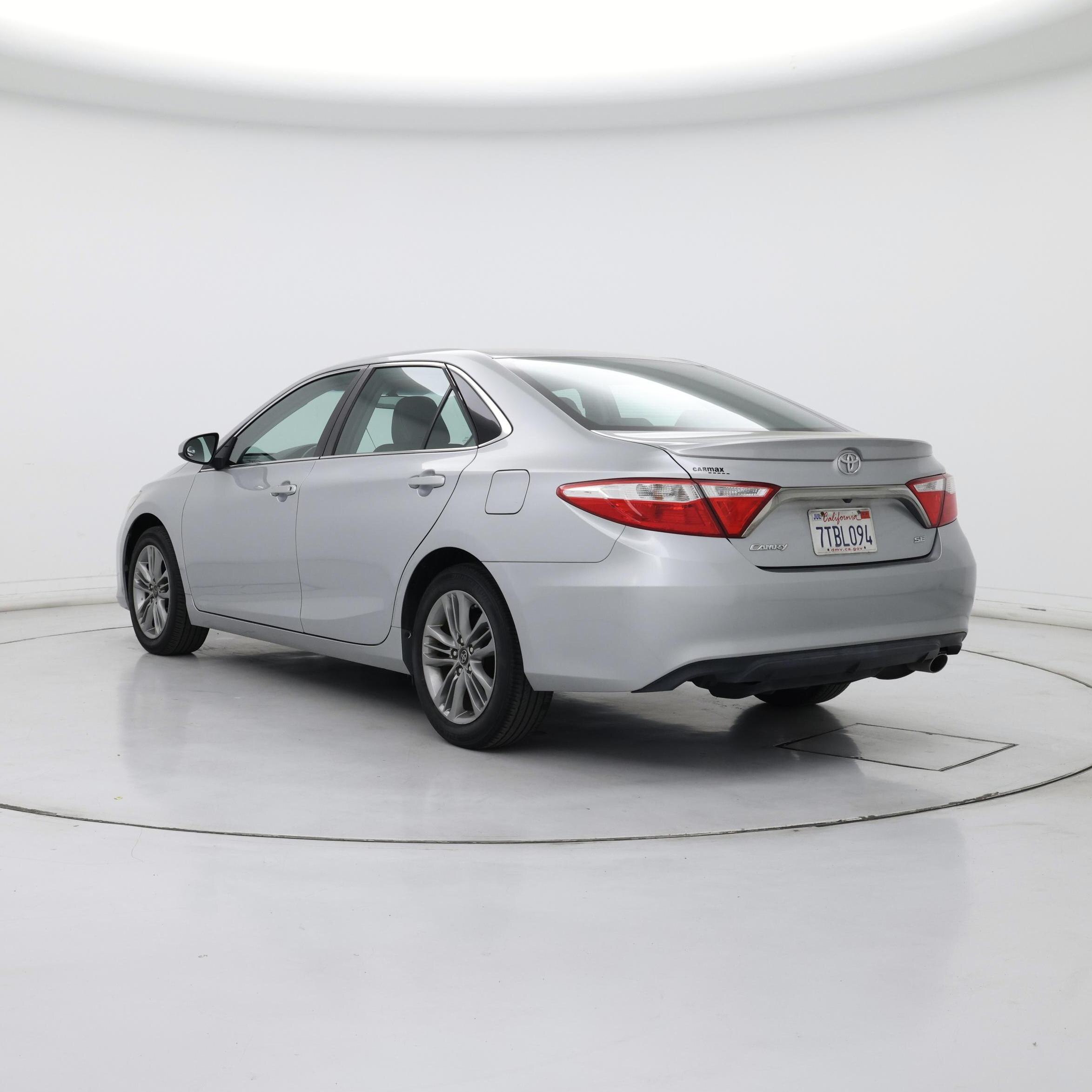 Thumbnail: 2016 Toyota Camry - 2