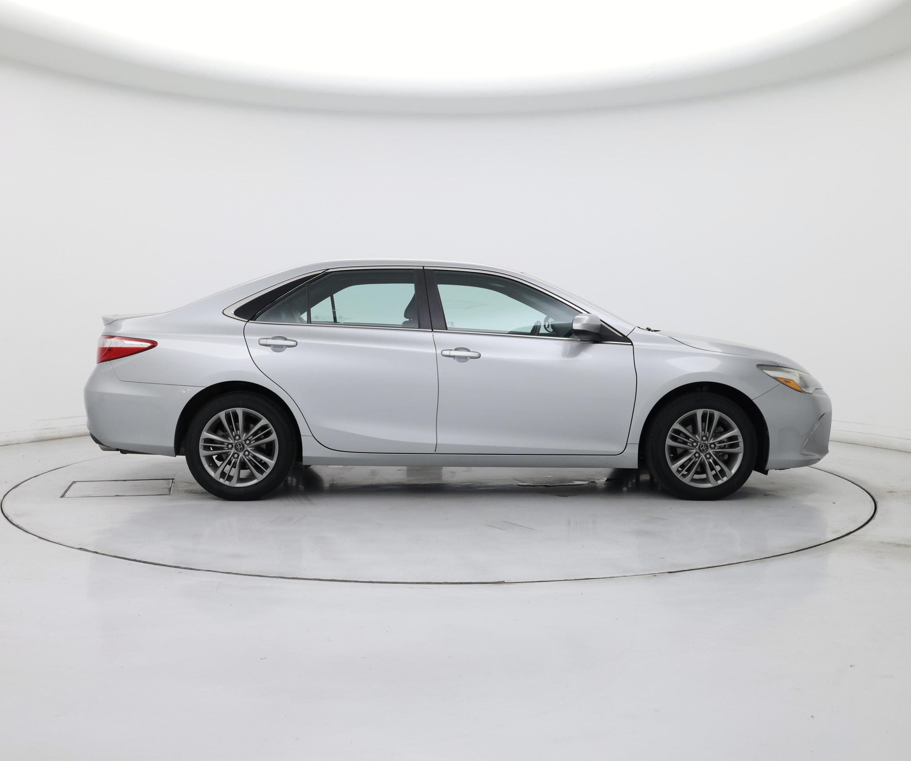 Thumbnail: 2016 Toyota Camry - 7