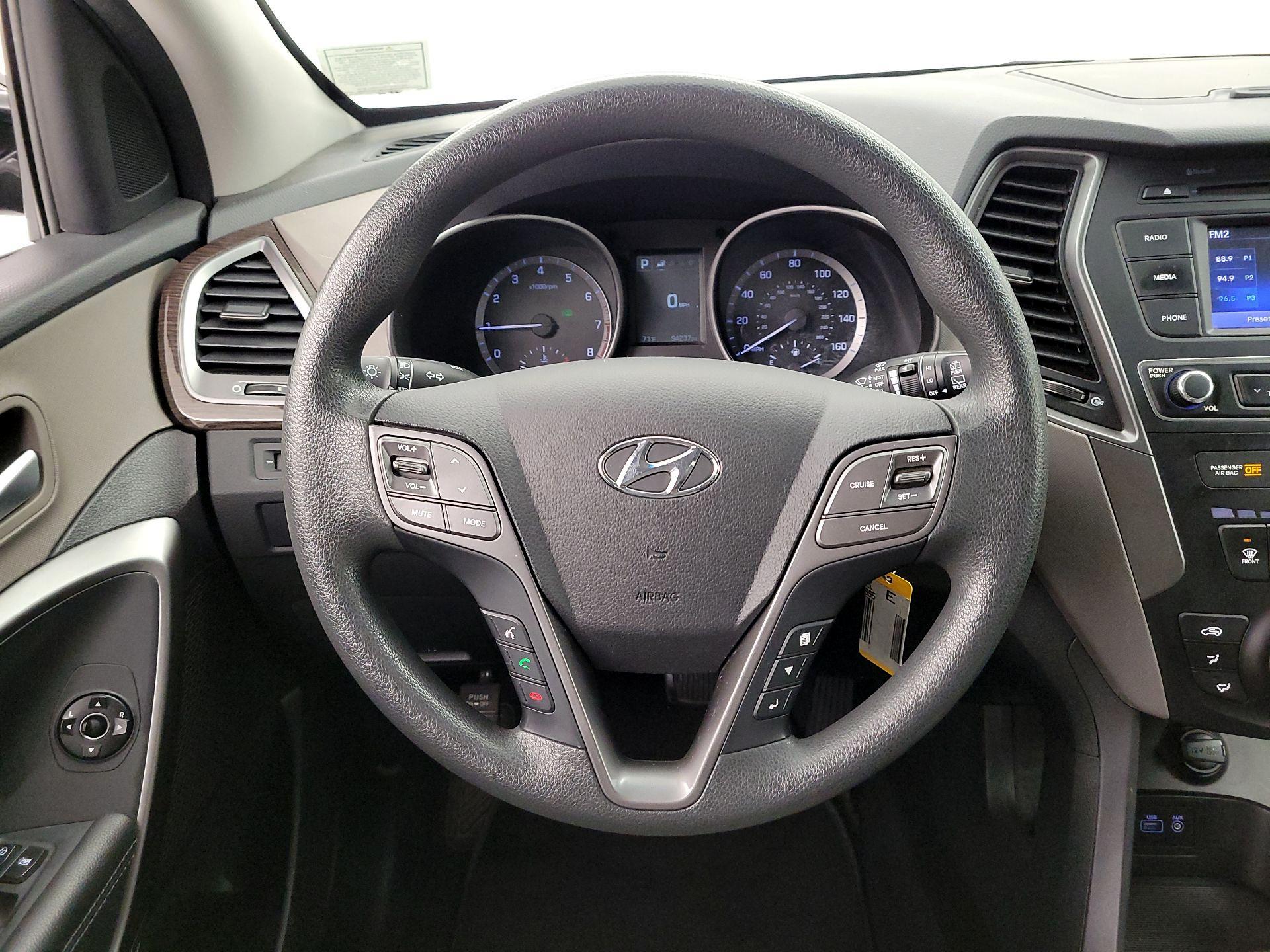 Thumbnail: 2018 Hyundai Santa Fe - 10