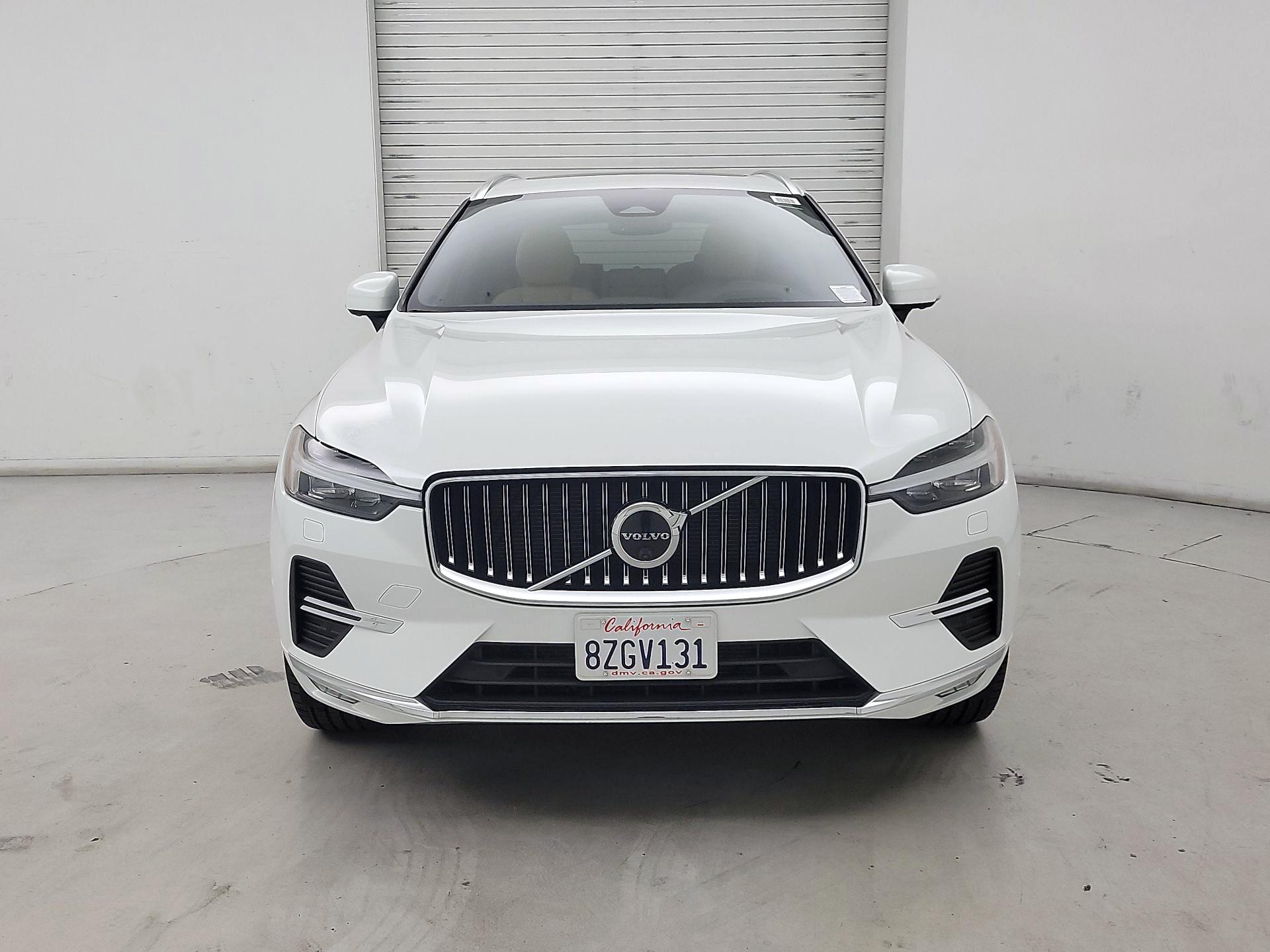Thumbnail: 2022 Volvo XC60 - 2