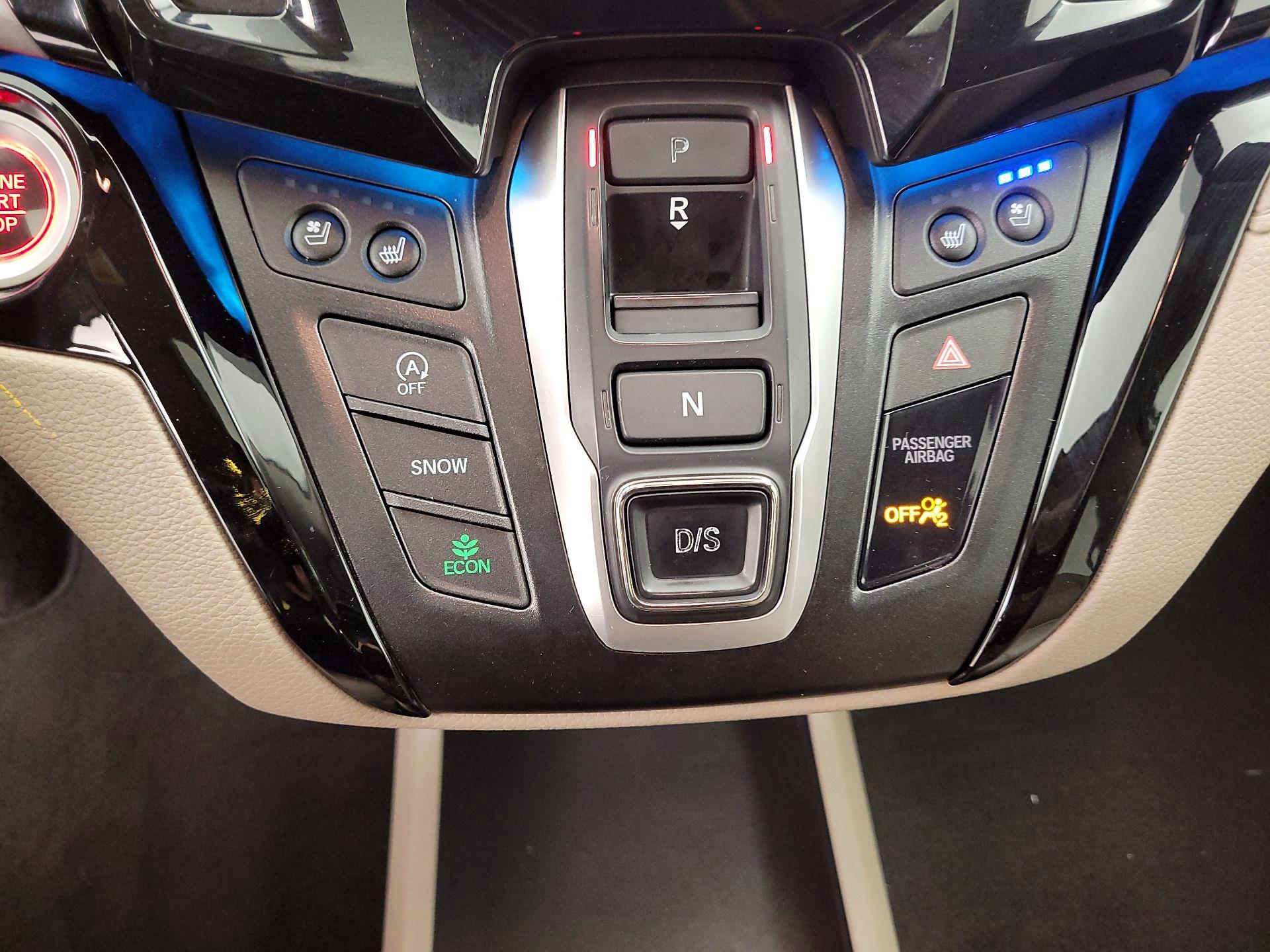 Thumbnail: 2019 Honda Odyssey - 18