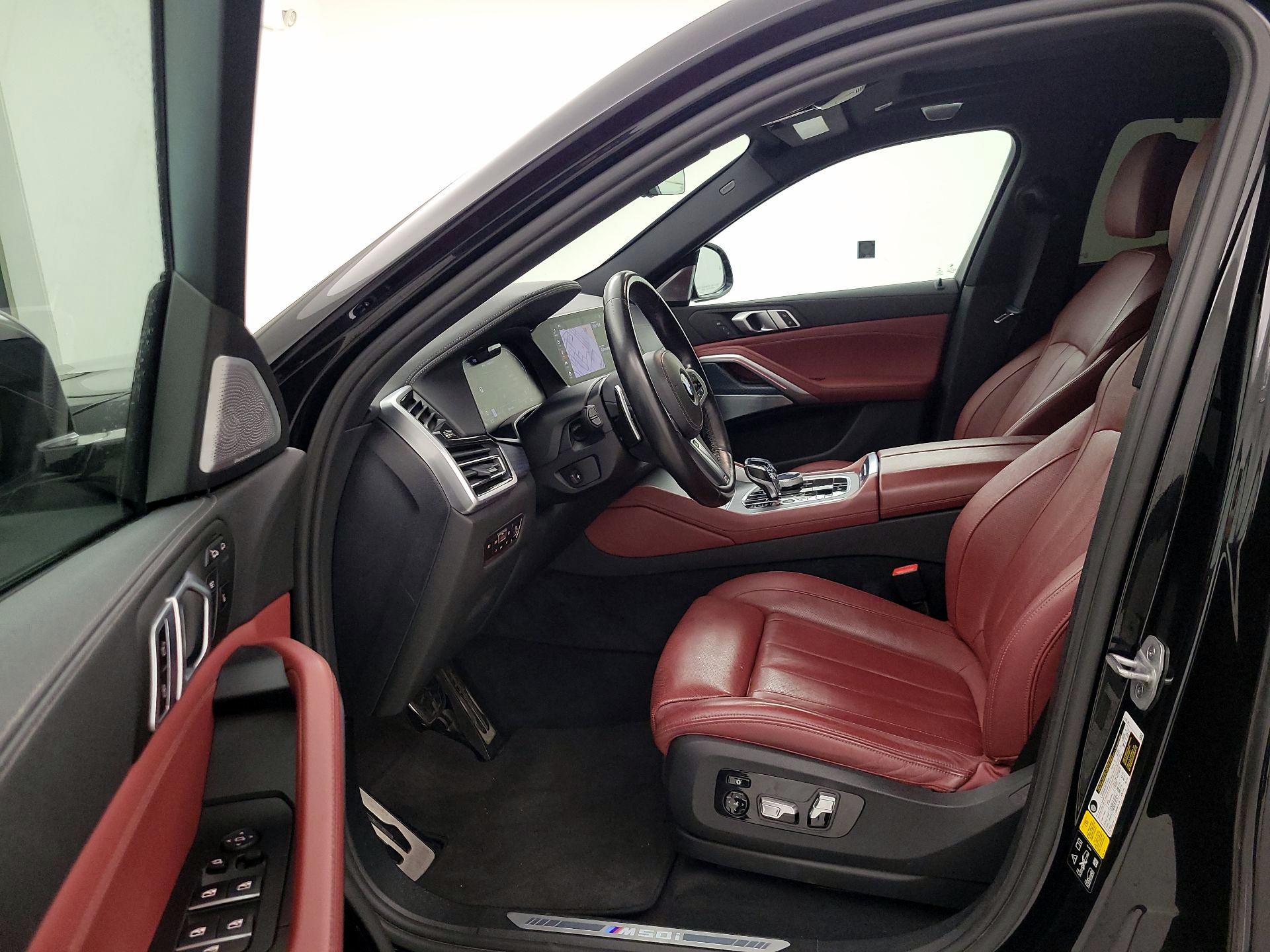 Thumbnail: 2021 BMW X6 - 11