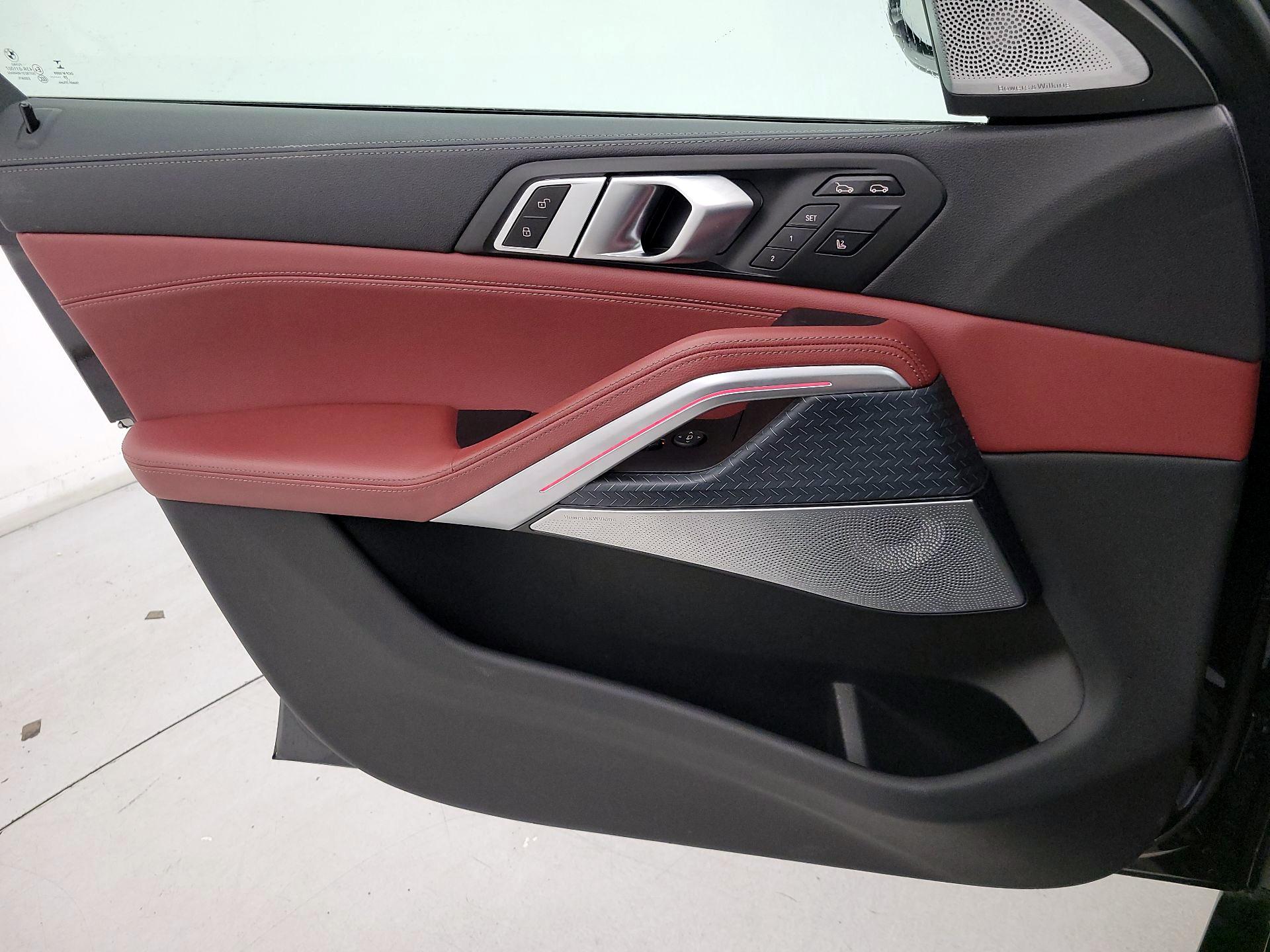 Thumbnail: 2021 BMW X6 - 12