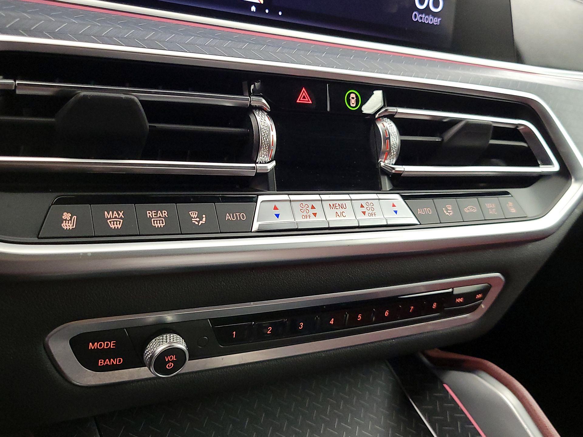 Thumbnail: 2021 BMW X6 - 17