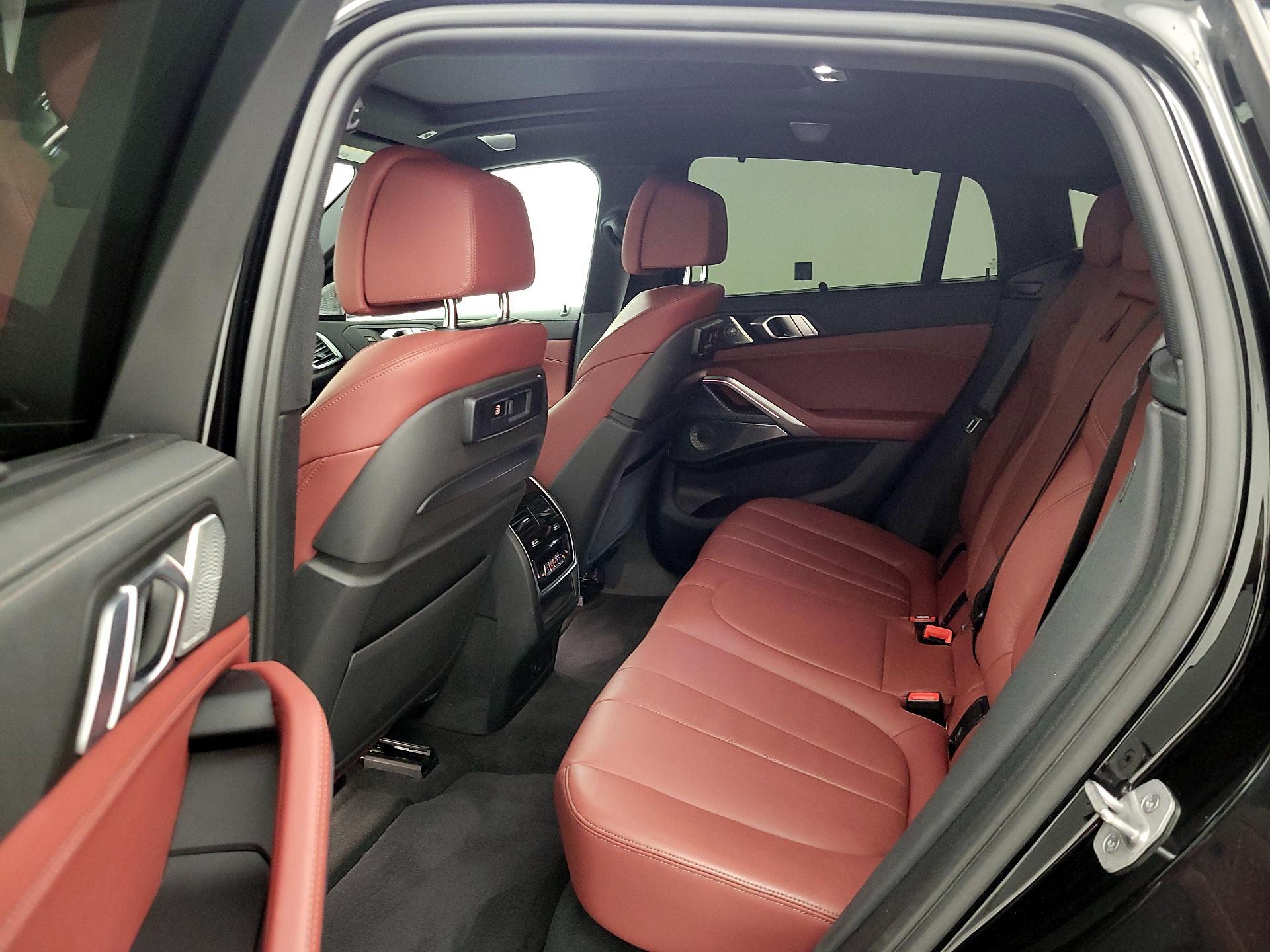 Thumbnail: 2021 BMW X6 - 20