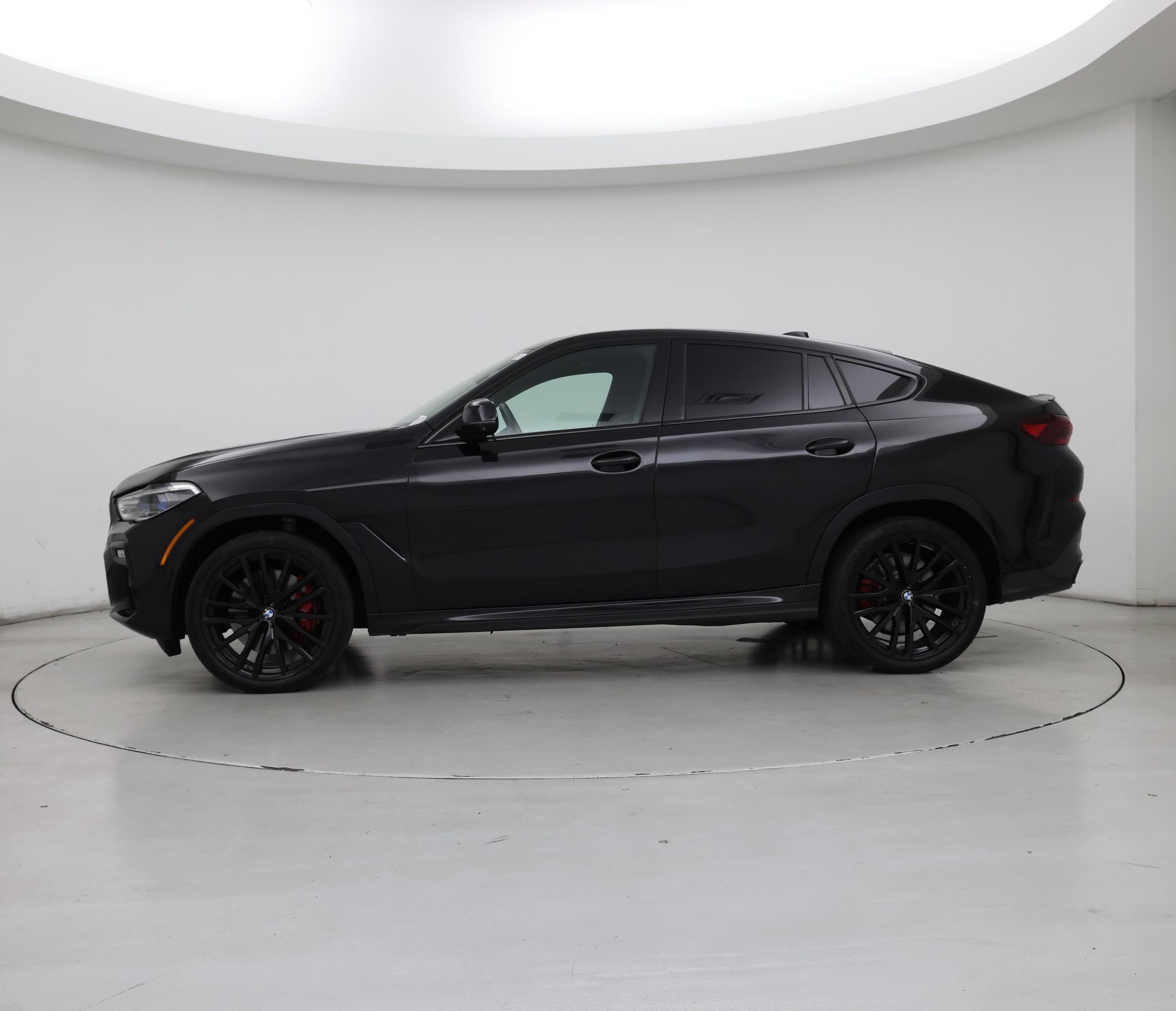 Thumbnail: 2021 BMW X6 - 3