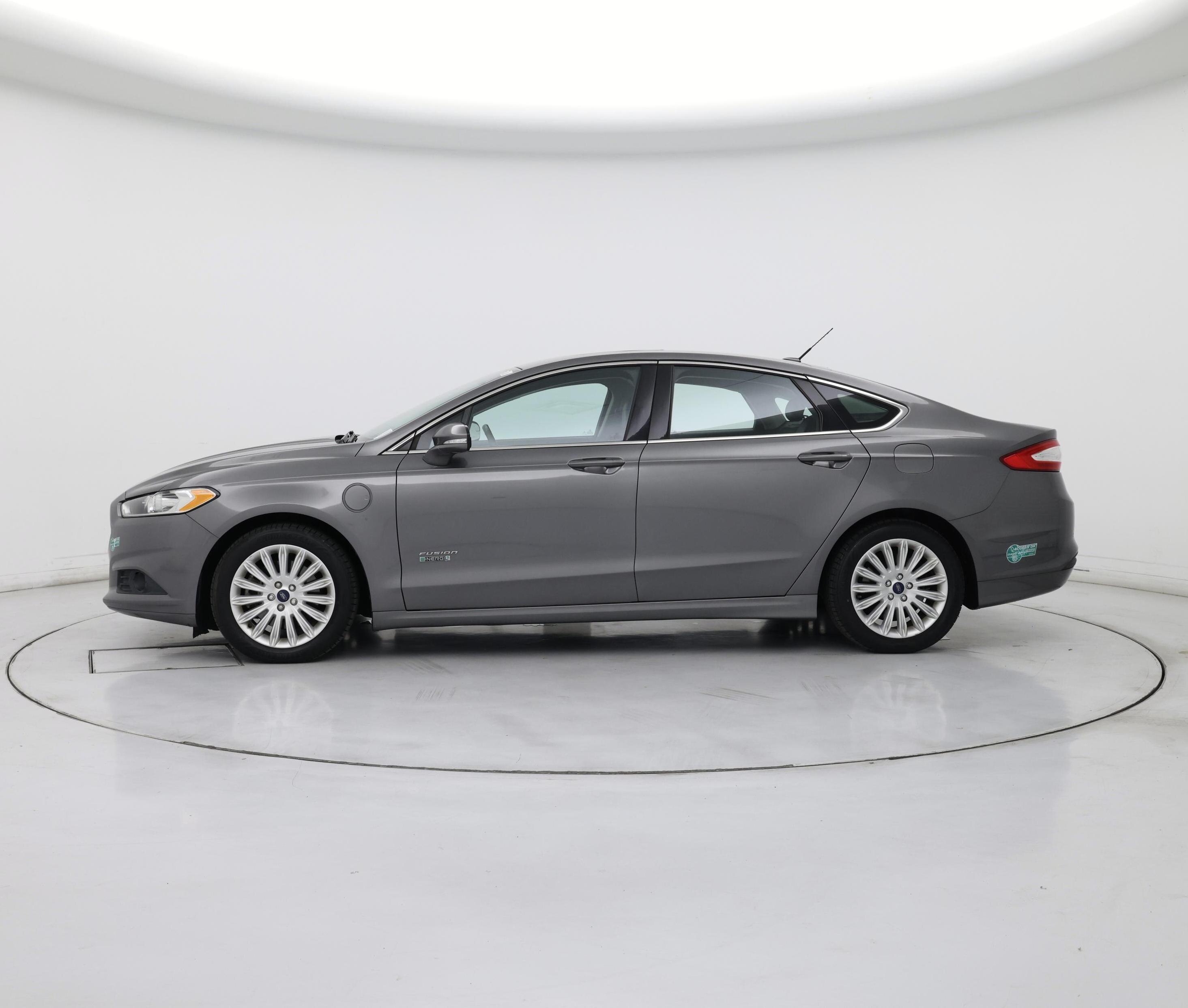 Thumbnail: 2014 Ford Fusion - 3