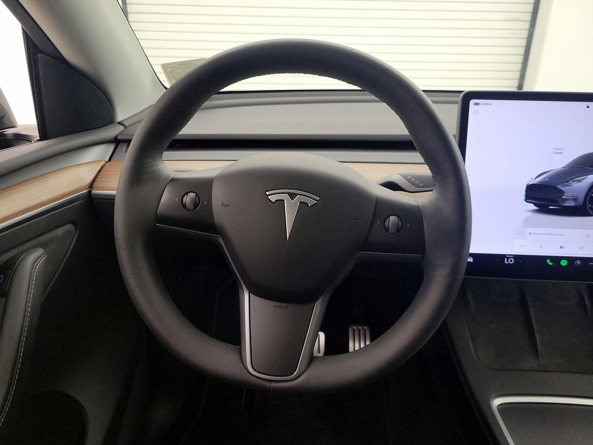 Thumbnail: 2022 Tesla Model Y - 10