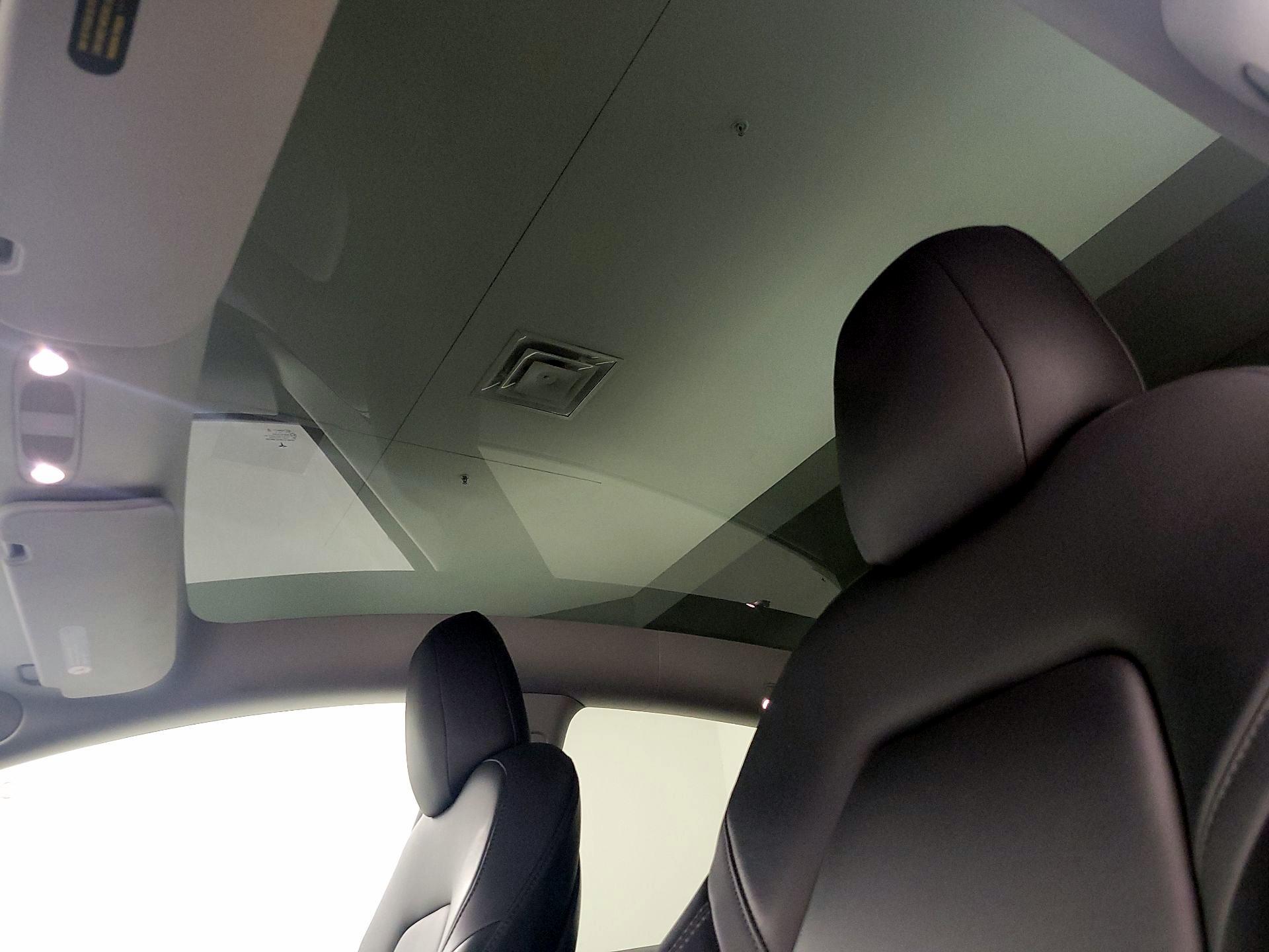 Thumbnail: 2022 Tesla Model Y - 17