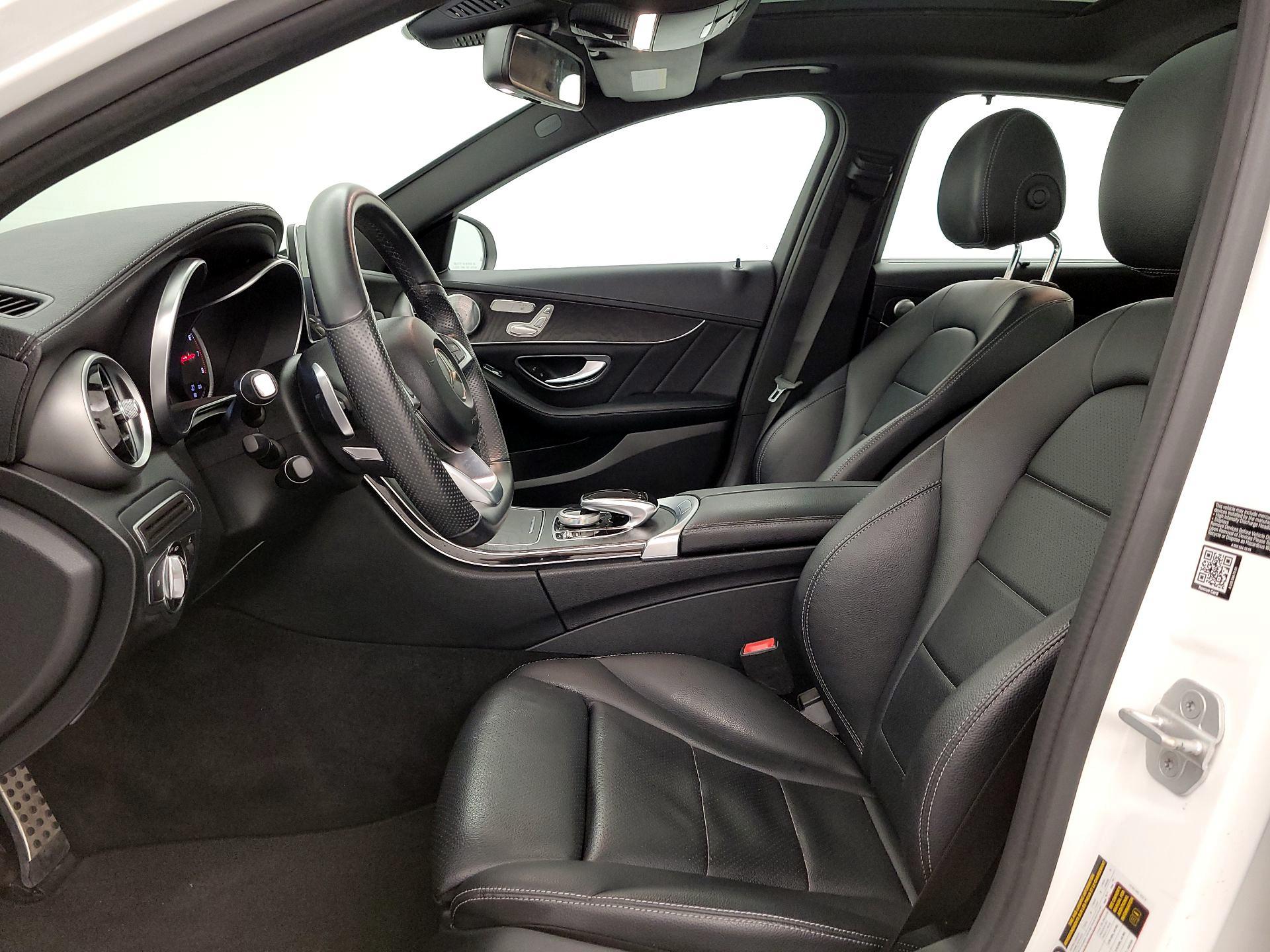 Thumbnail: 2015 Mercedes-Benz C-Class - 11