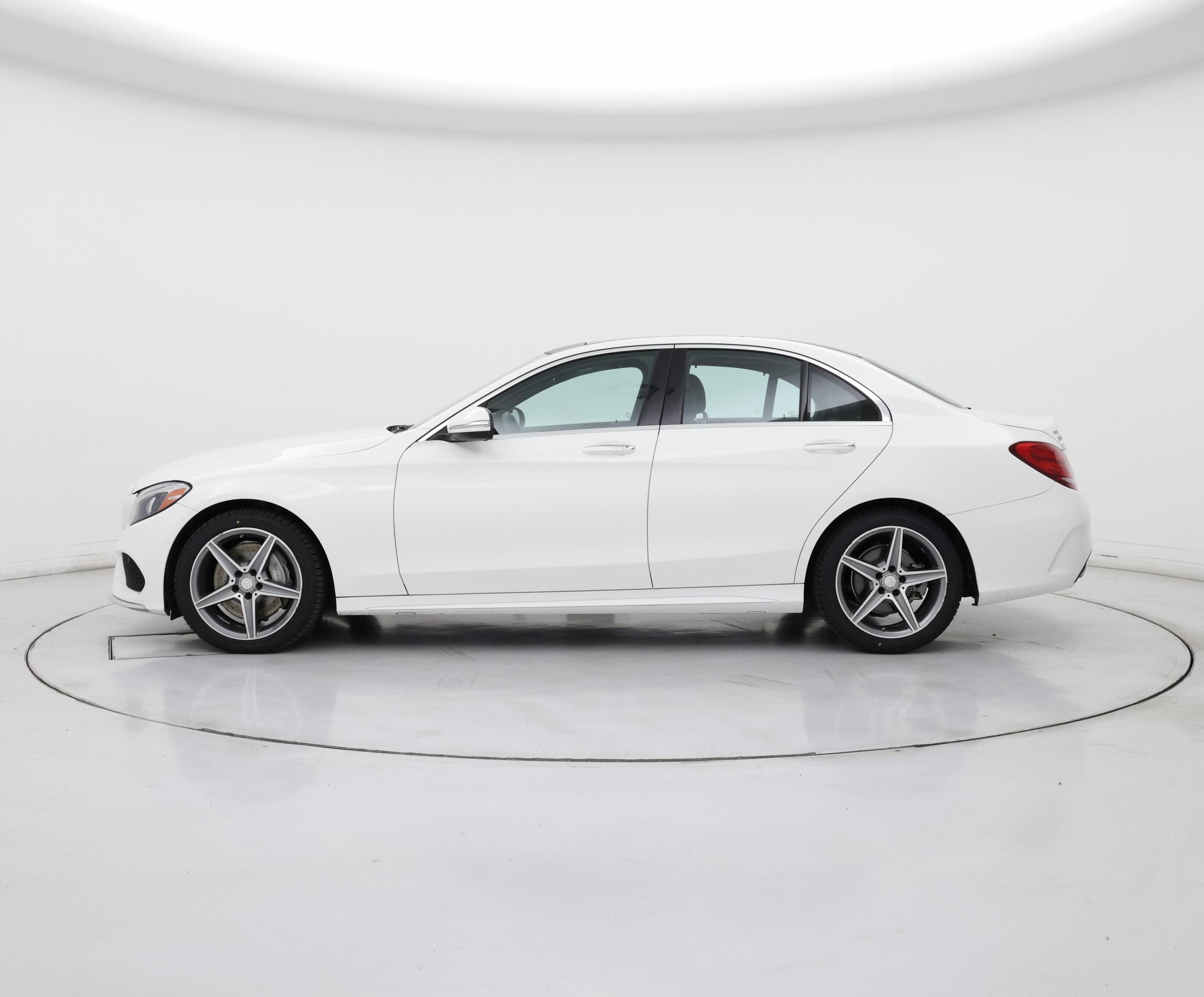 Thumbnail: 2015 Mercedes-Benz C-Class - 3