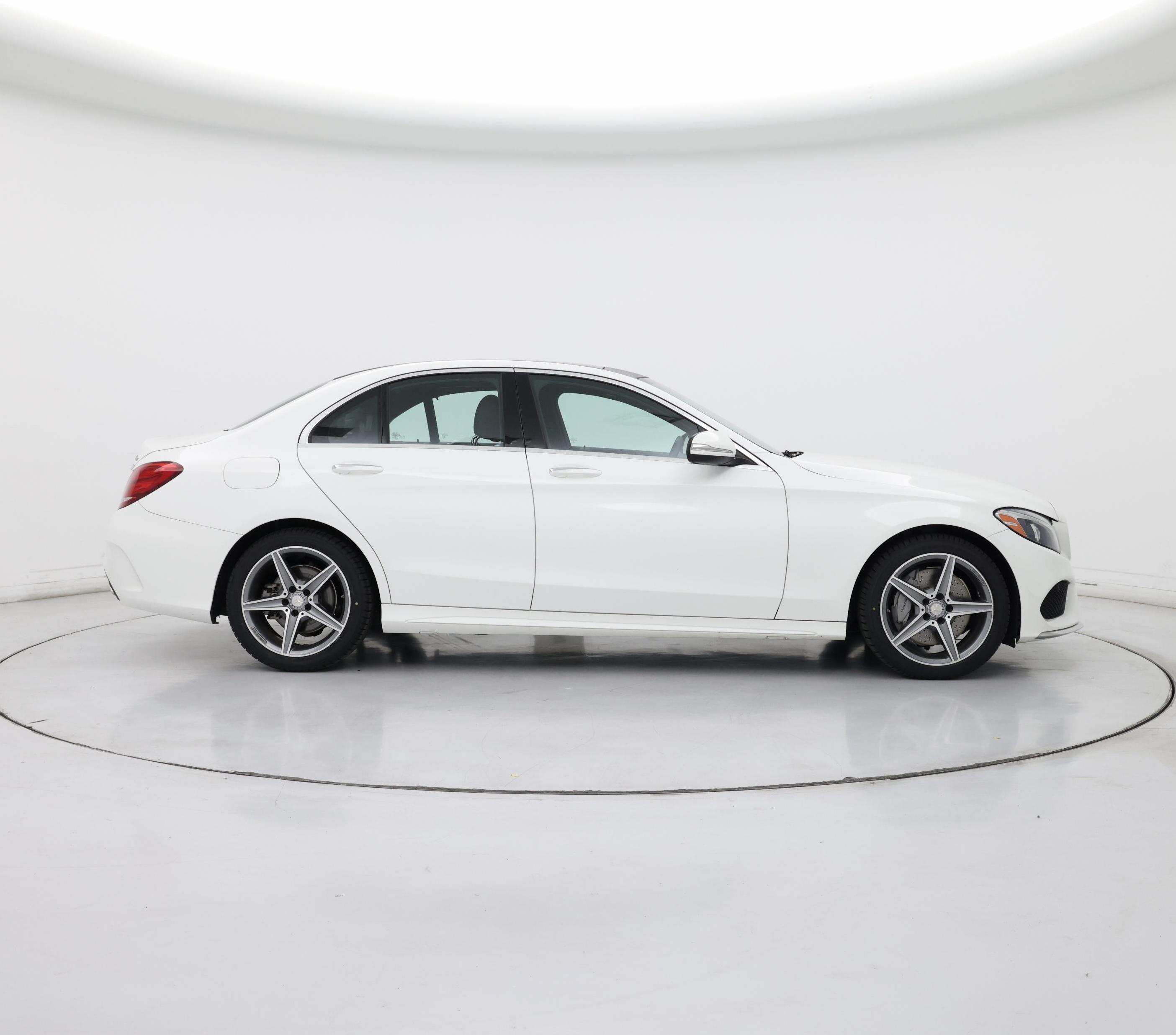 Thumbnail: 2015 Mercedes-Benz C-Class - 7