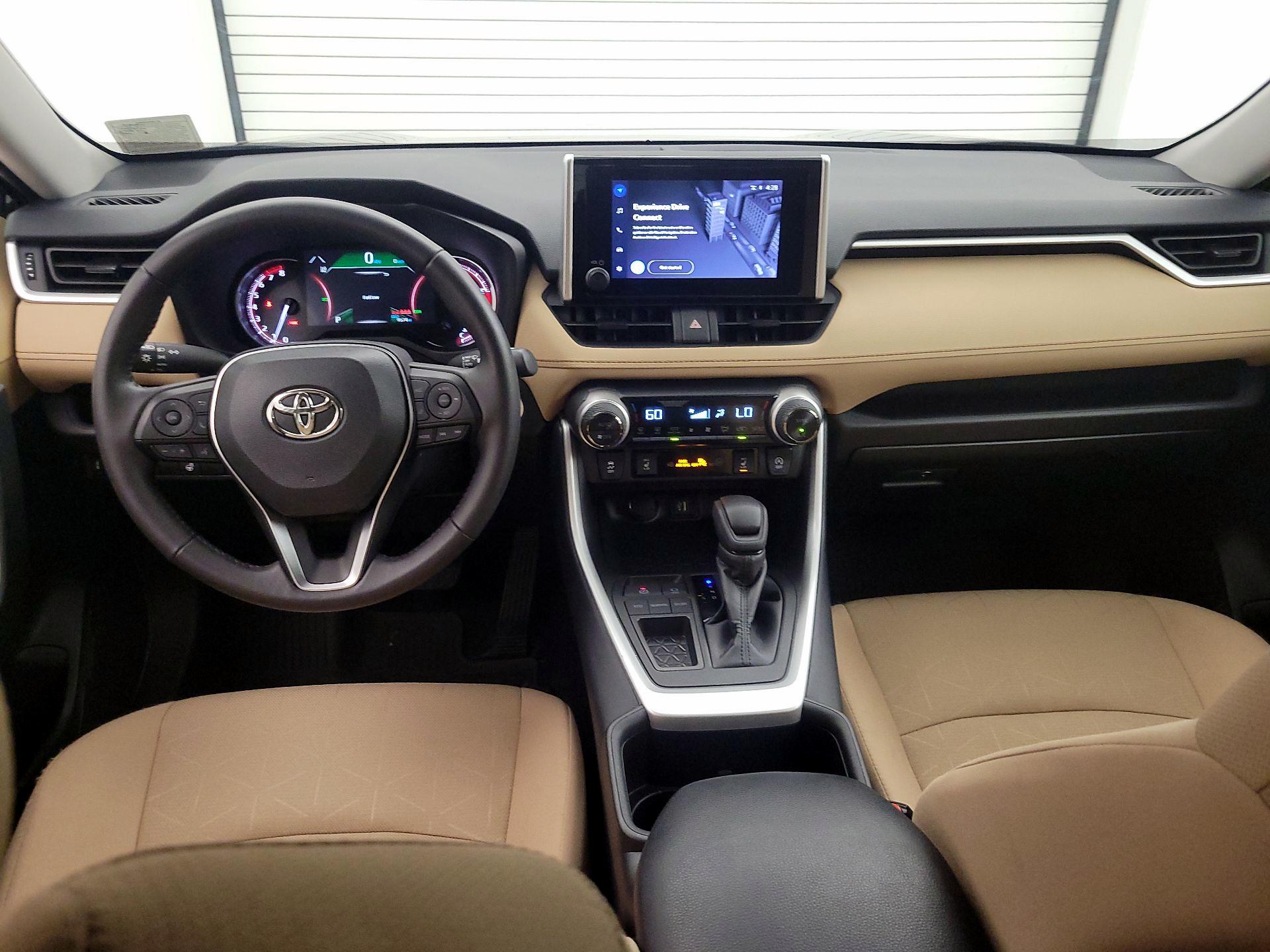 Thumbnail: 2025 Toyota RAV4 - 9