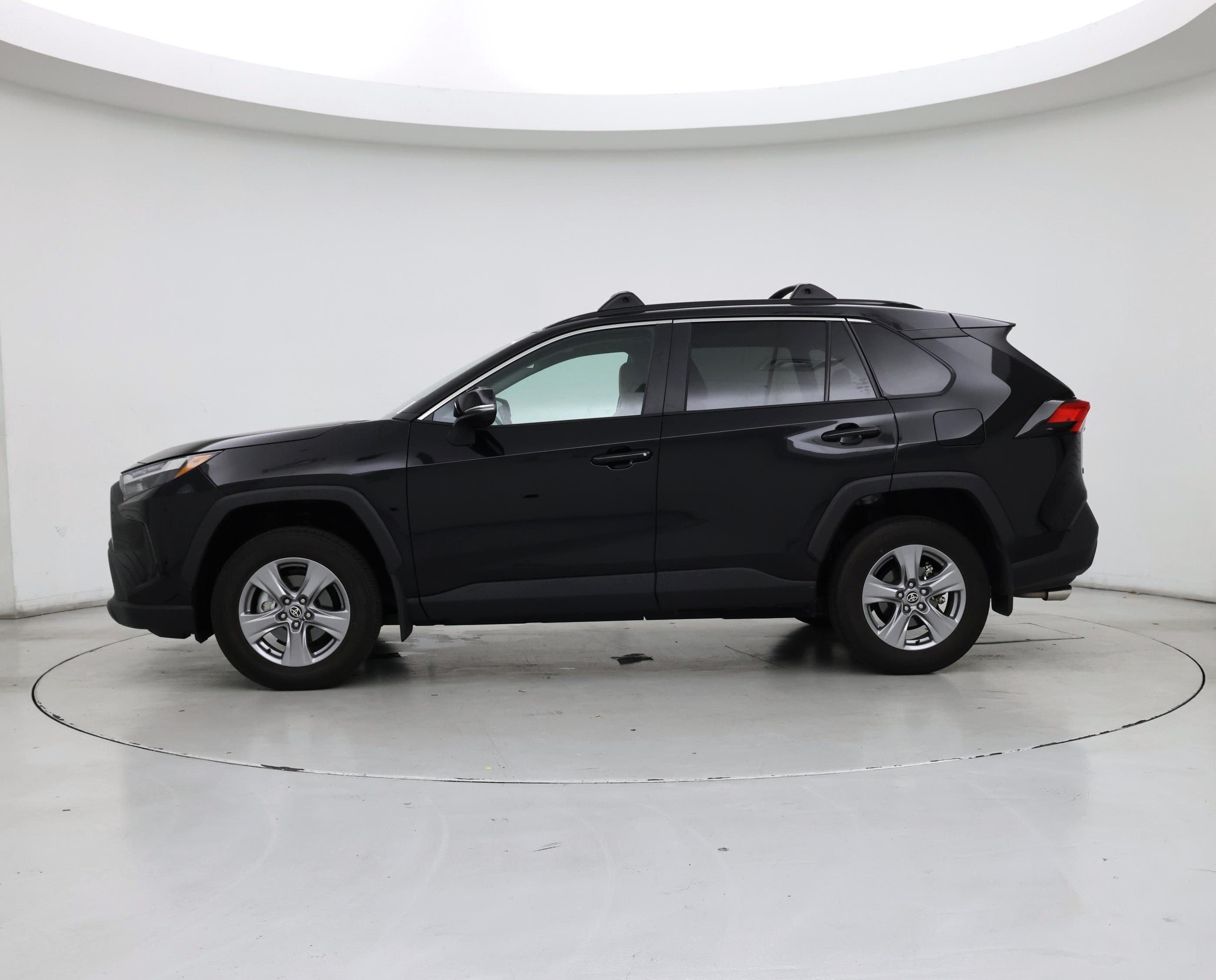 Thumbnail: 2025 Toyota RAV4 - 3