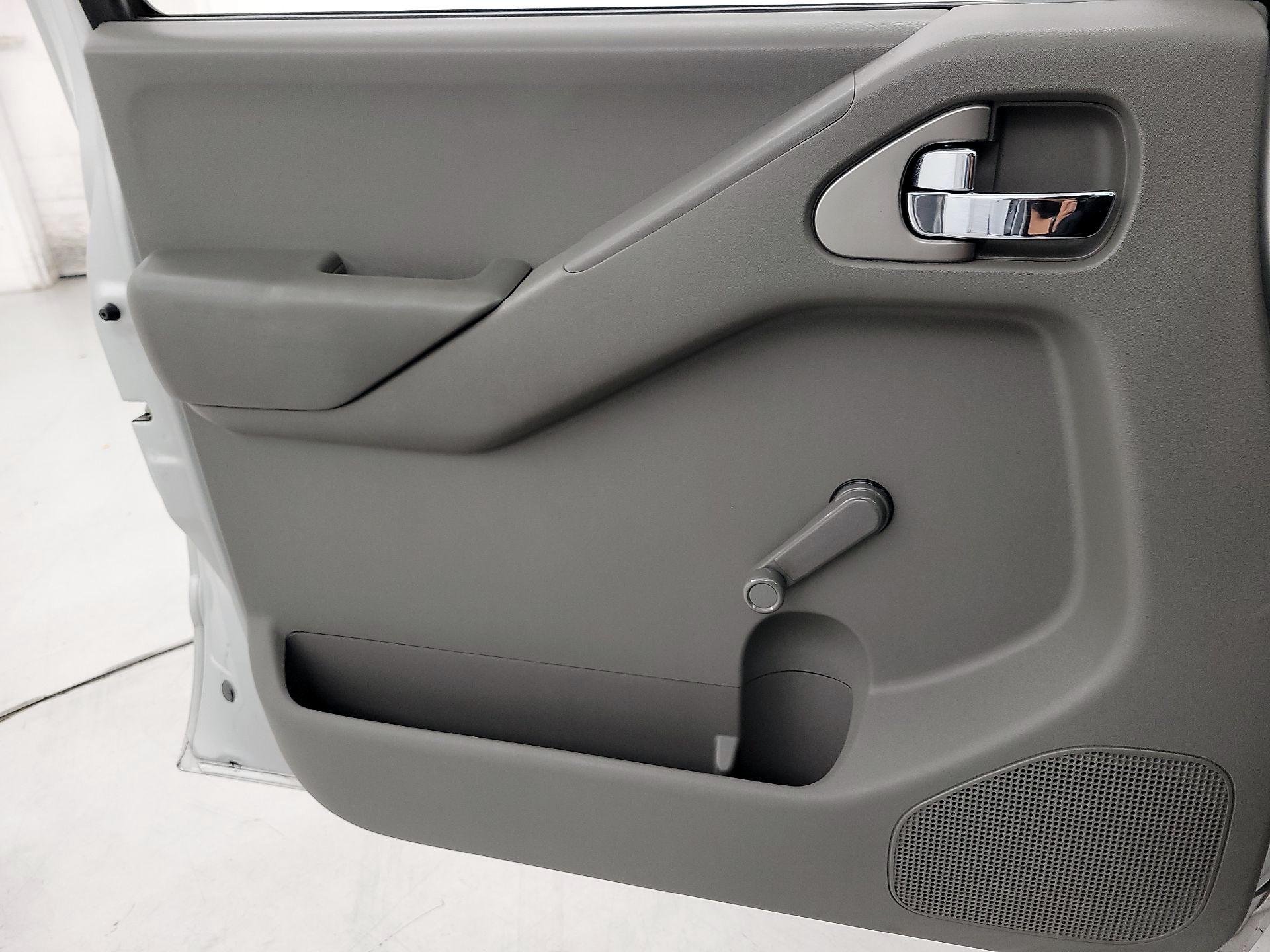 Thumbnail: 2014 Nissan Frontier - 12