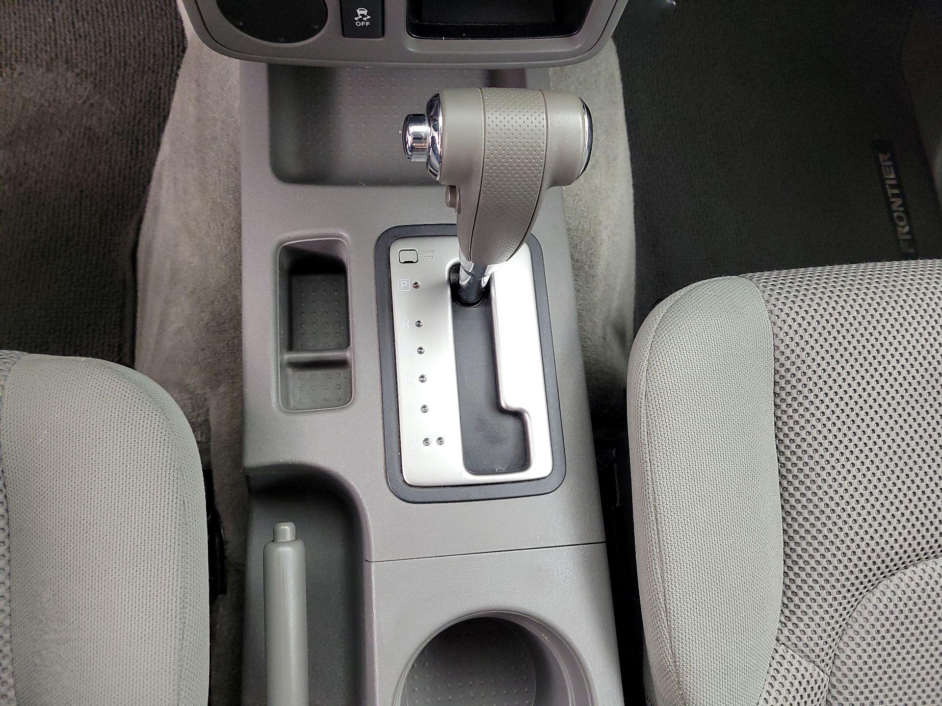 Thumbnail: 2014 Nissan Frontier - 16
